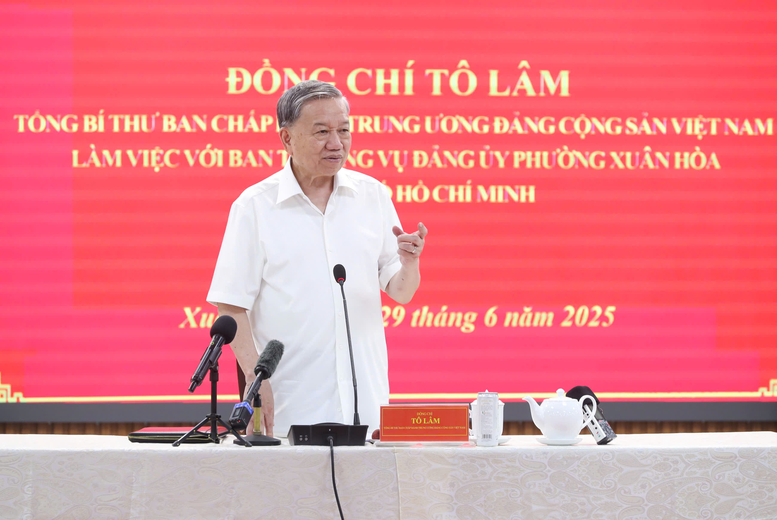 Chỉ đạo của Tổng B&iacute; thư T&ocirc; L&acirc;m trong buổi l&agrave;m việc tại TP HCM chiều nay- Ảnh 2.
