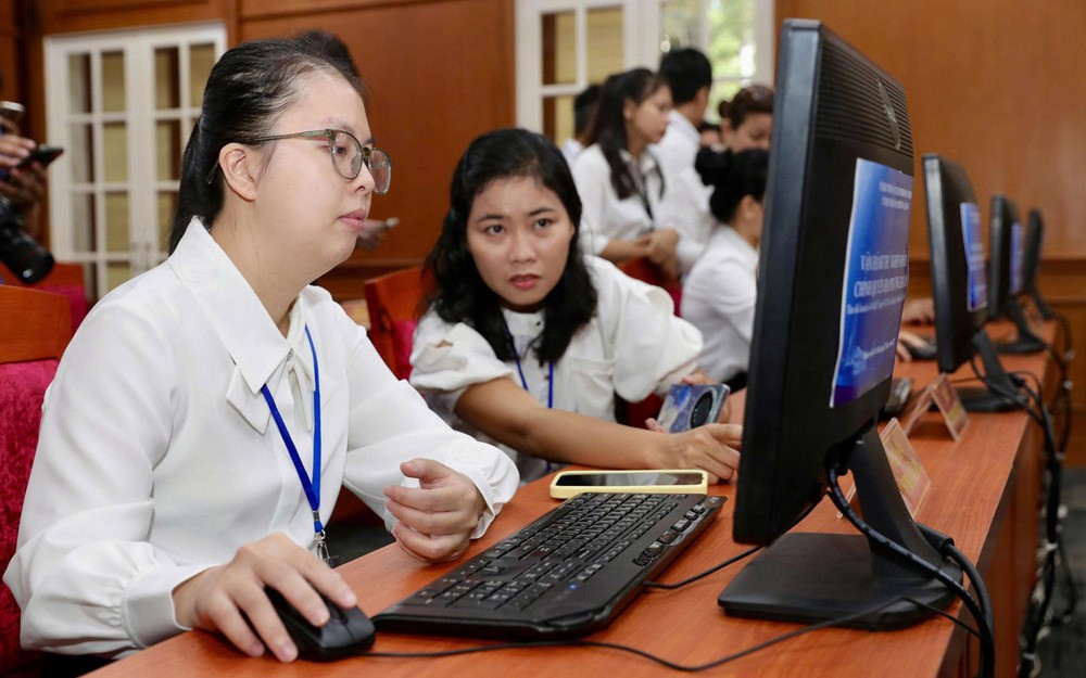 Tăng năng lực cạnh tranh, quản trị đô thị