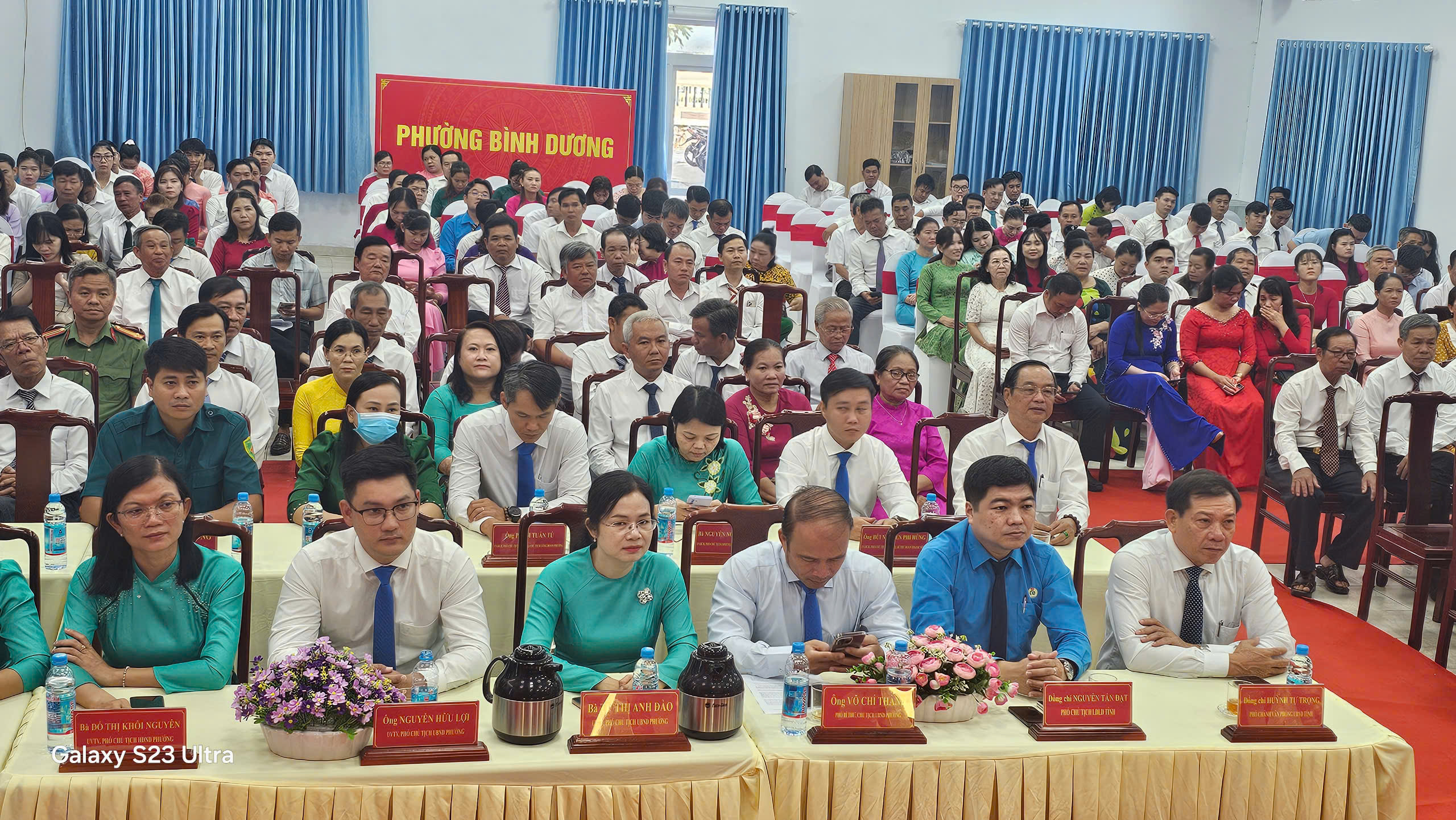 Hình ảnh ấn tượng tại nhiều phường, xã của TP HCM trước thời khắc lịch sử- Ảnh 42.