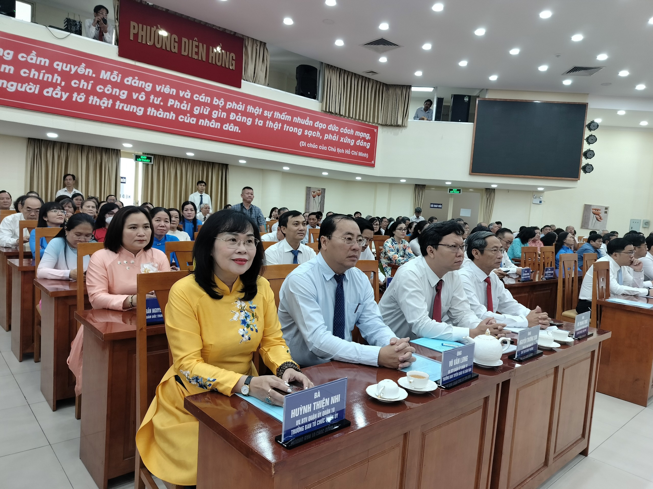 Hình ảnh ấn tượng tại nhiều phường, xã của TP HCM trước thời khắc lịch sử- Ảnh 3.
