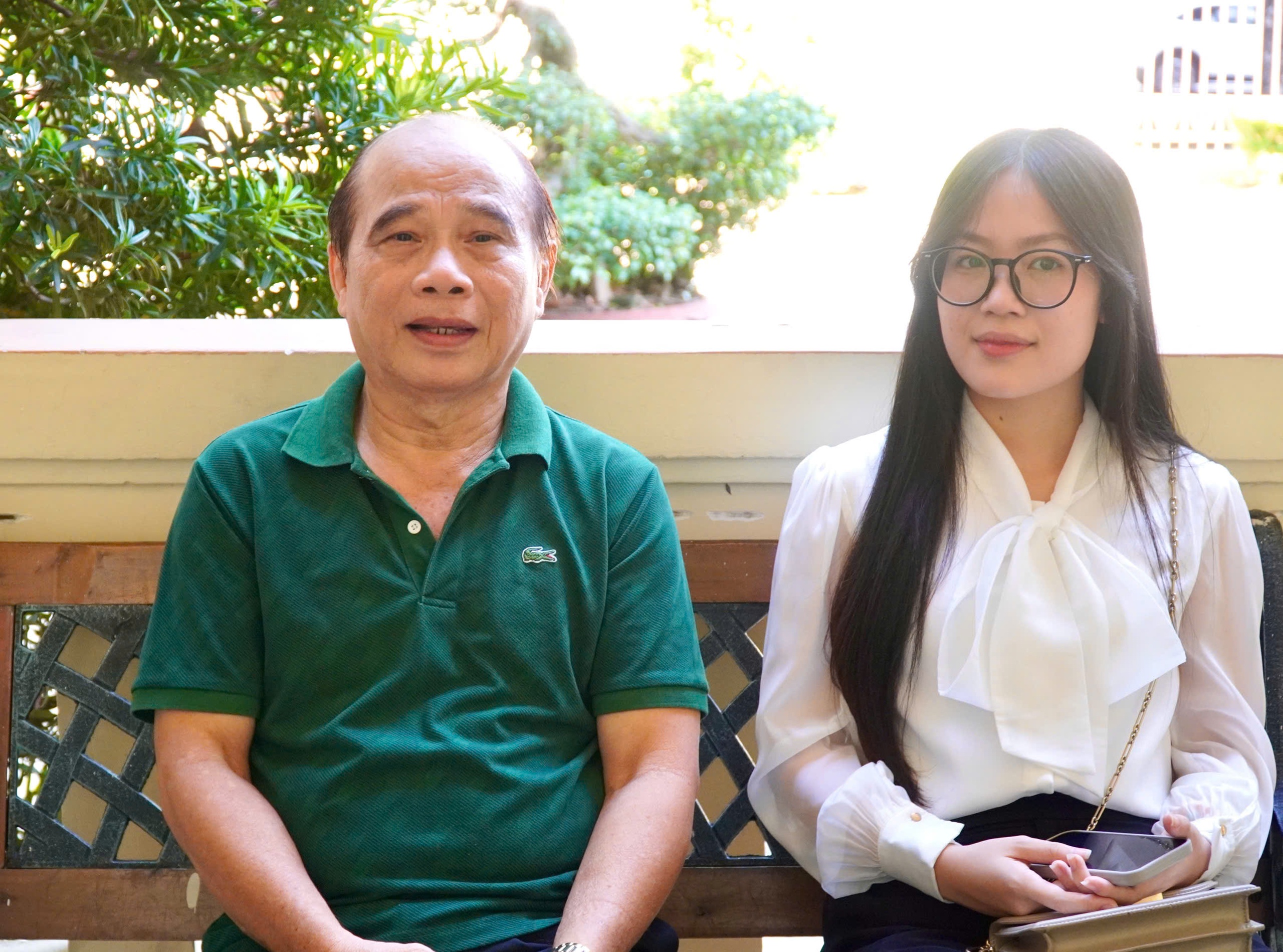 Cảm x&uacute;c đặc biệt của người d&acirc;n TP HCM trong ng&agrave;y trọng đại - Ảnh 3.