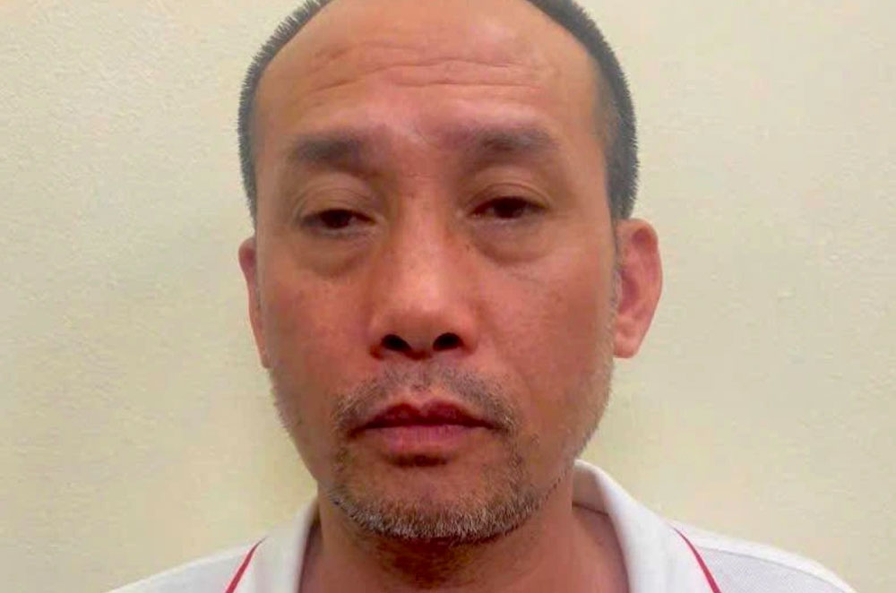 H&agrave;ng loạt 