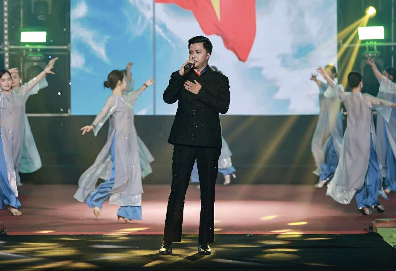 Ca sĩ Huỳnh Đệ làm Trưởng đại diện Trung tâm Bảo tồn Nghệ thuật Biểu diễn truyền thống Việt Nam- Ảnh 2.