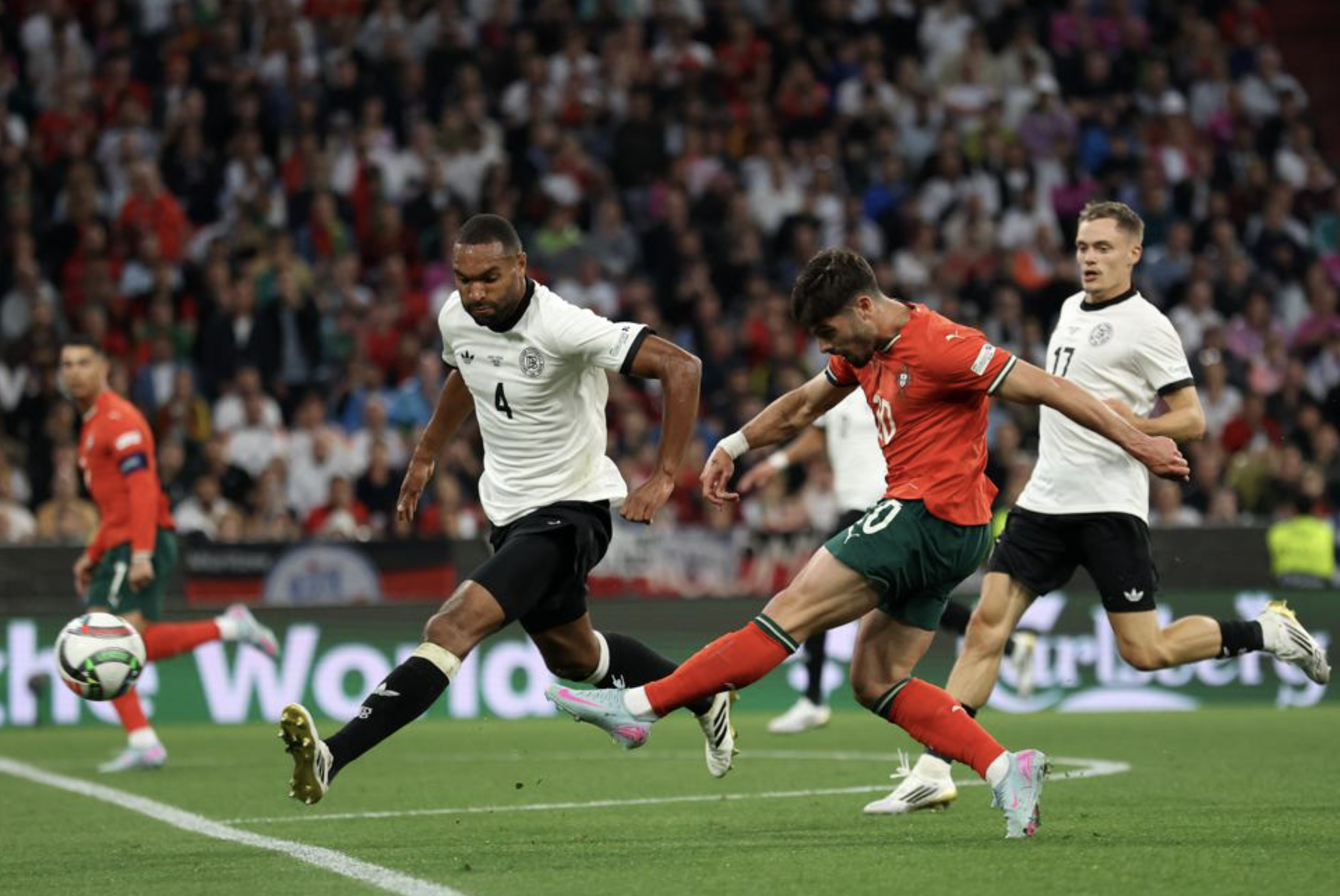 Ronaldo bùng nổ, Bồ Đào Nha loại chủ nhà Đức ở Nations League- Ảnh 2.