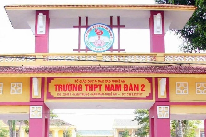 Đ&igrave;nh chỉ một gi&aacute;m thị v&igrave; ph&aacute;t ng&ocirc;n &ldquo;coi thường học sinh&rdquo; - Ảnh 1.