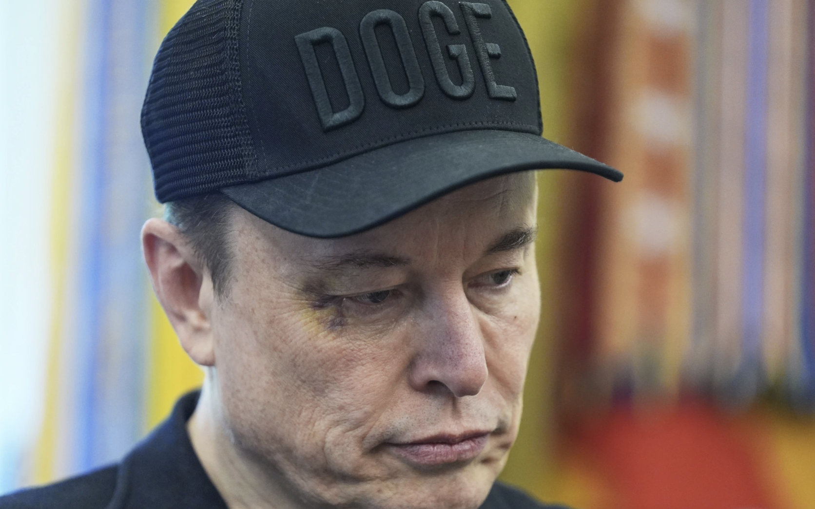 Tỉ phú Elon Musk “quay lưng” với Tổng thống Donald Trump?