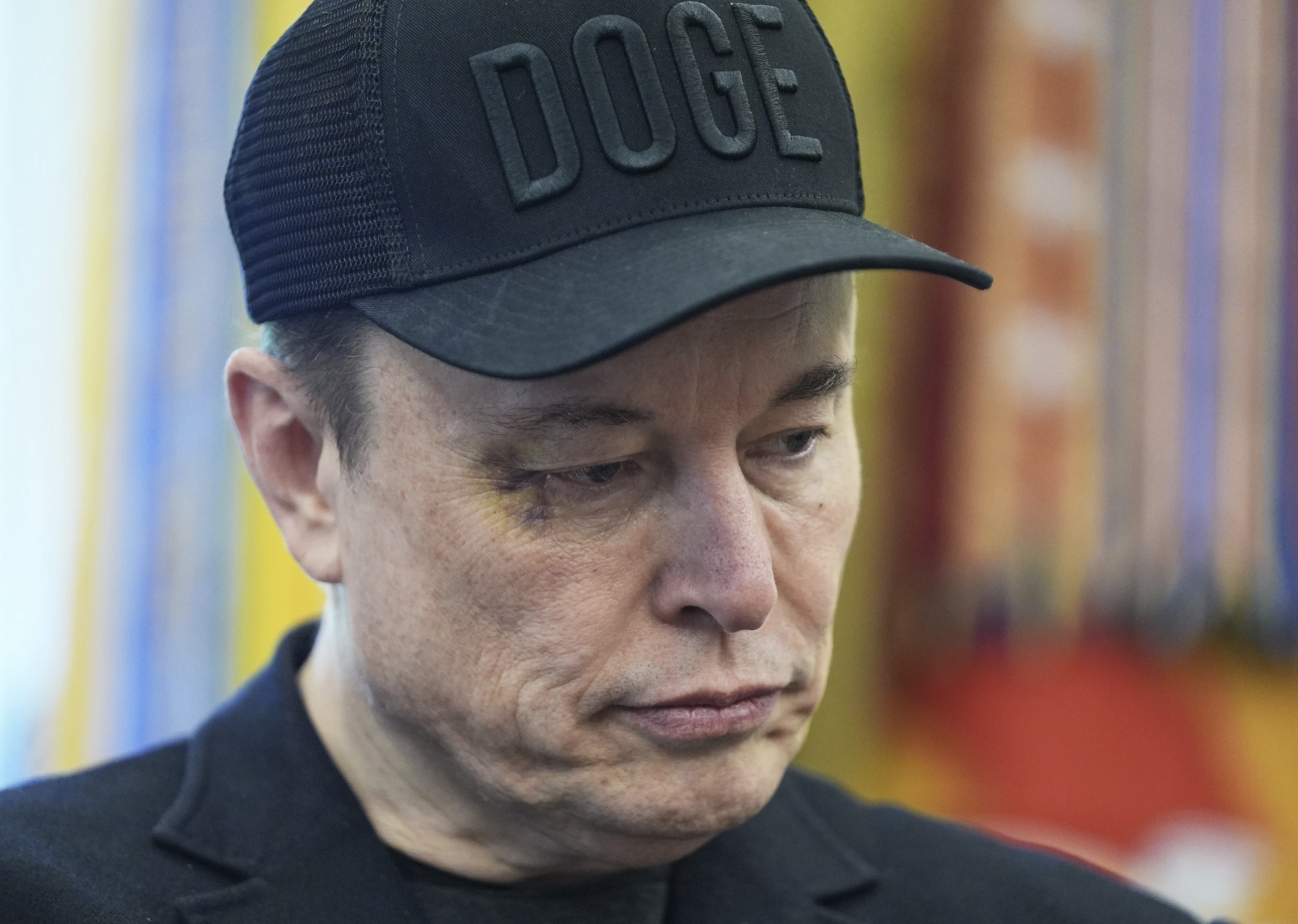 Tỉ phú Elon Musk “quay lưng” với Tổng thống Donald Trump?- Ảnh 1.
