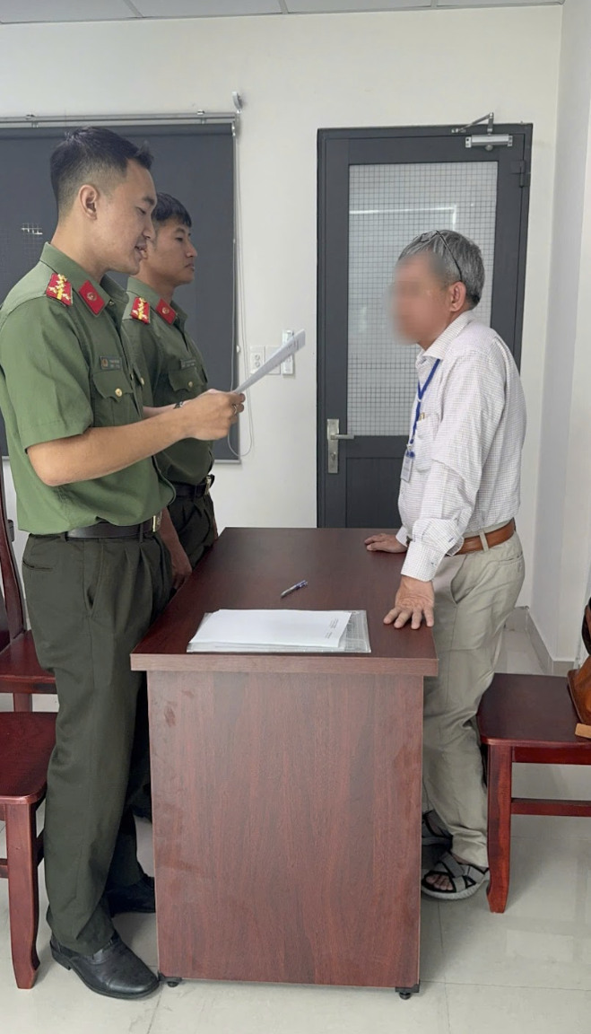 Xử phạt người bôi nhọa Bệnh viện Tâm Anh - Ảnh 1.