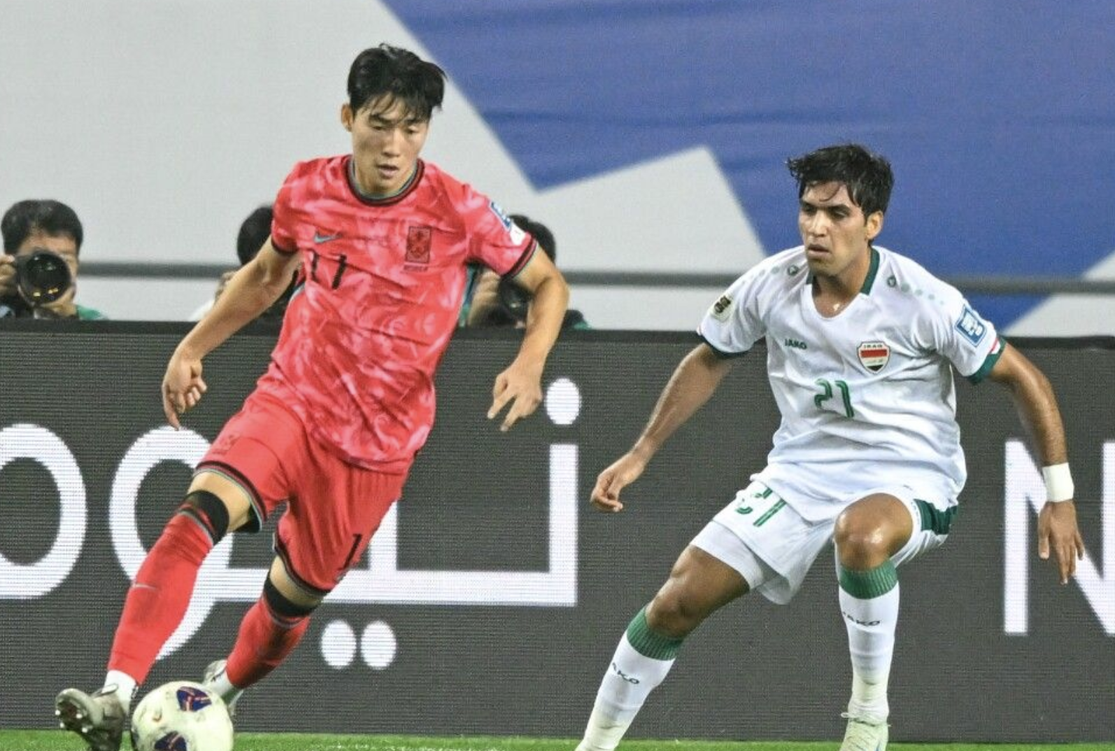 N&oacute;ng bỏng v&ograve;ng loại thứ ba World Cup 2026, ch&acirc;u &Aacute; chờ th&ecirc;m v&eacute; - Ảnh 1.