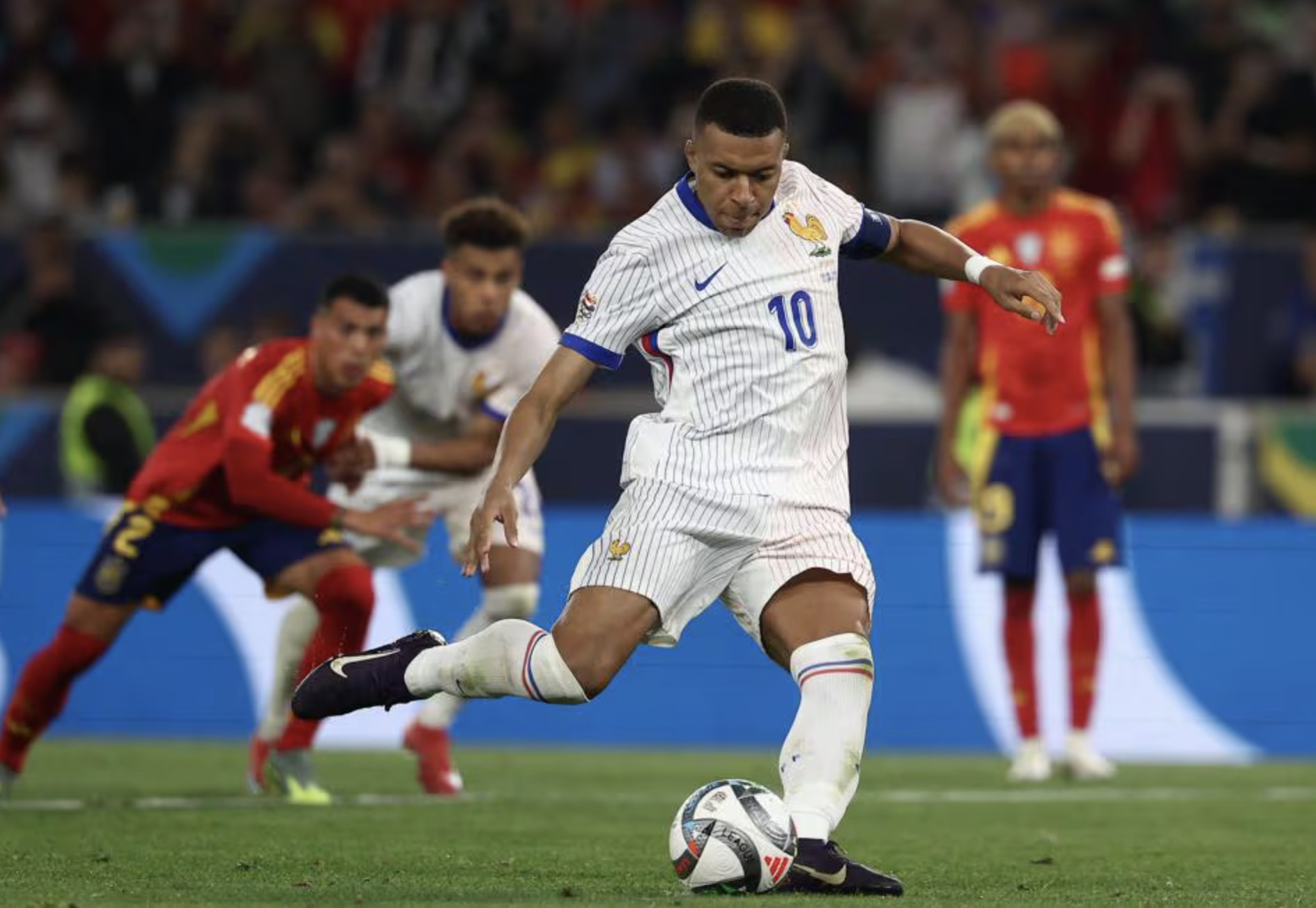 Yamal tỏa sáng trong "đại tiệc" 9 bàn, Tây Ban Nha thắng Pháp bán kết Nations League- Ảnh 6.