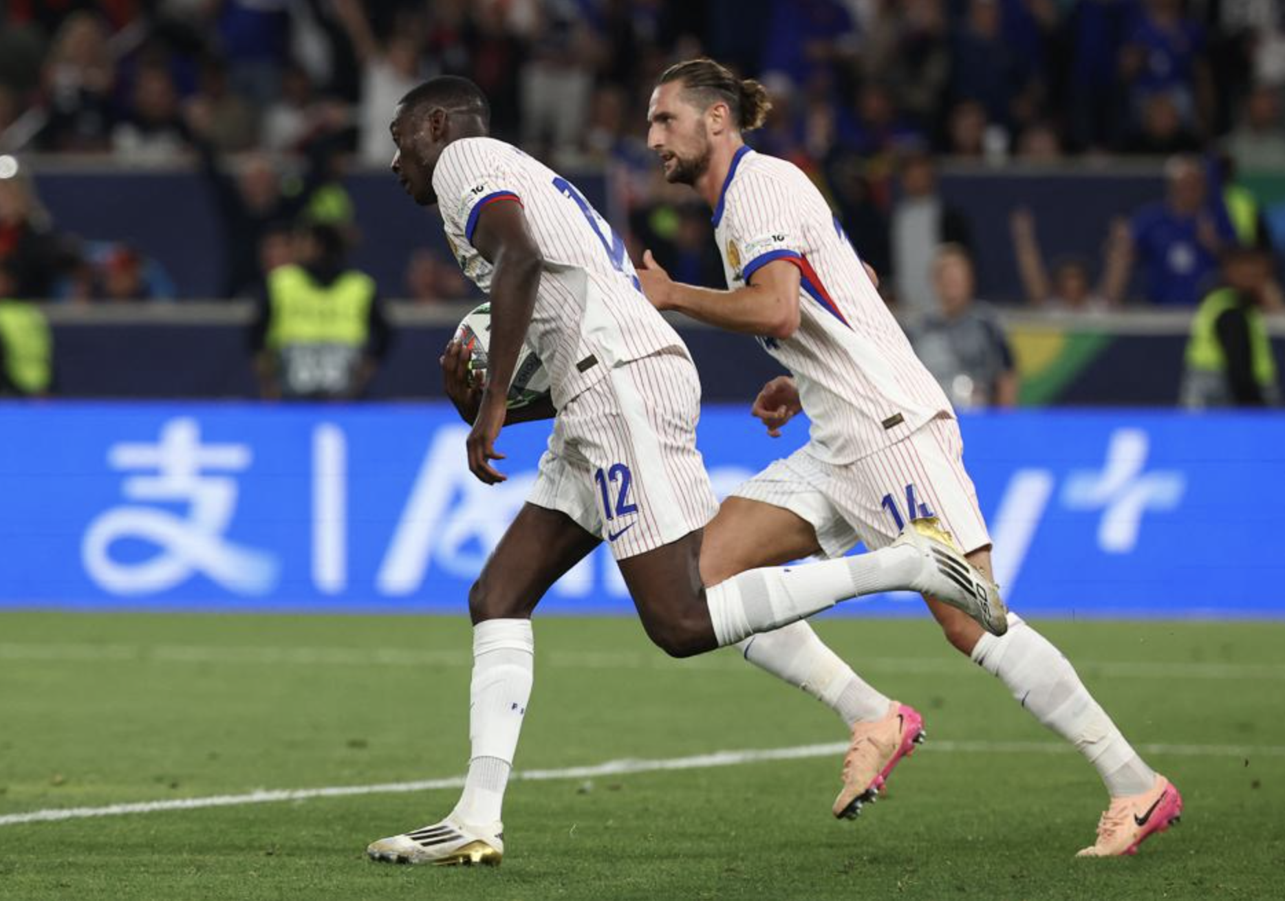 Yamal tỏa sáng trong "đại tiệc" 9 bàn, Tây Ban Nha thắng Pháp bán kết Nations League- Ảnh 10.