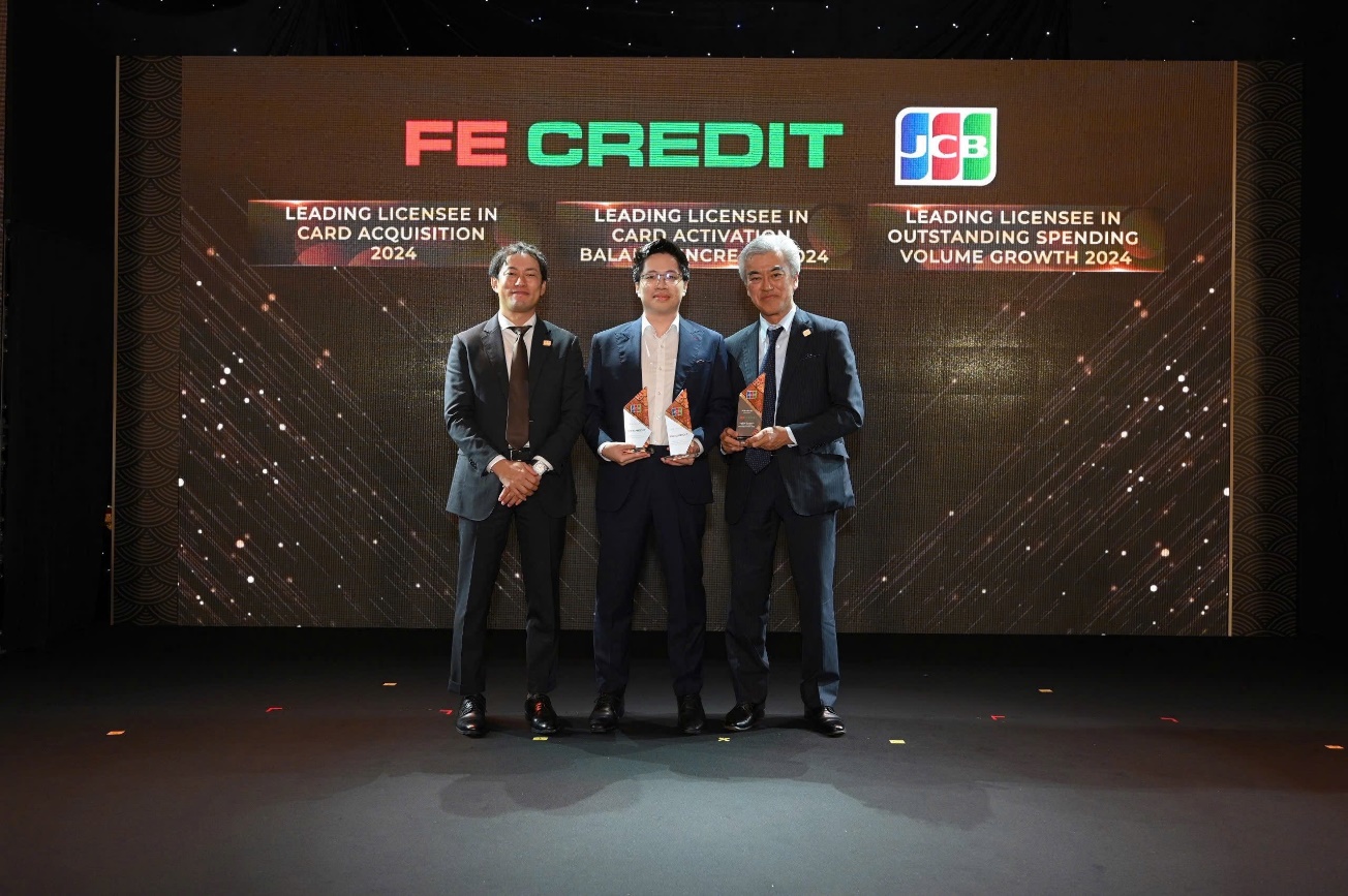 FE CREDIT lập cú hat-trick tại giải thưởng thẻ JCB- Ảnh 2.