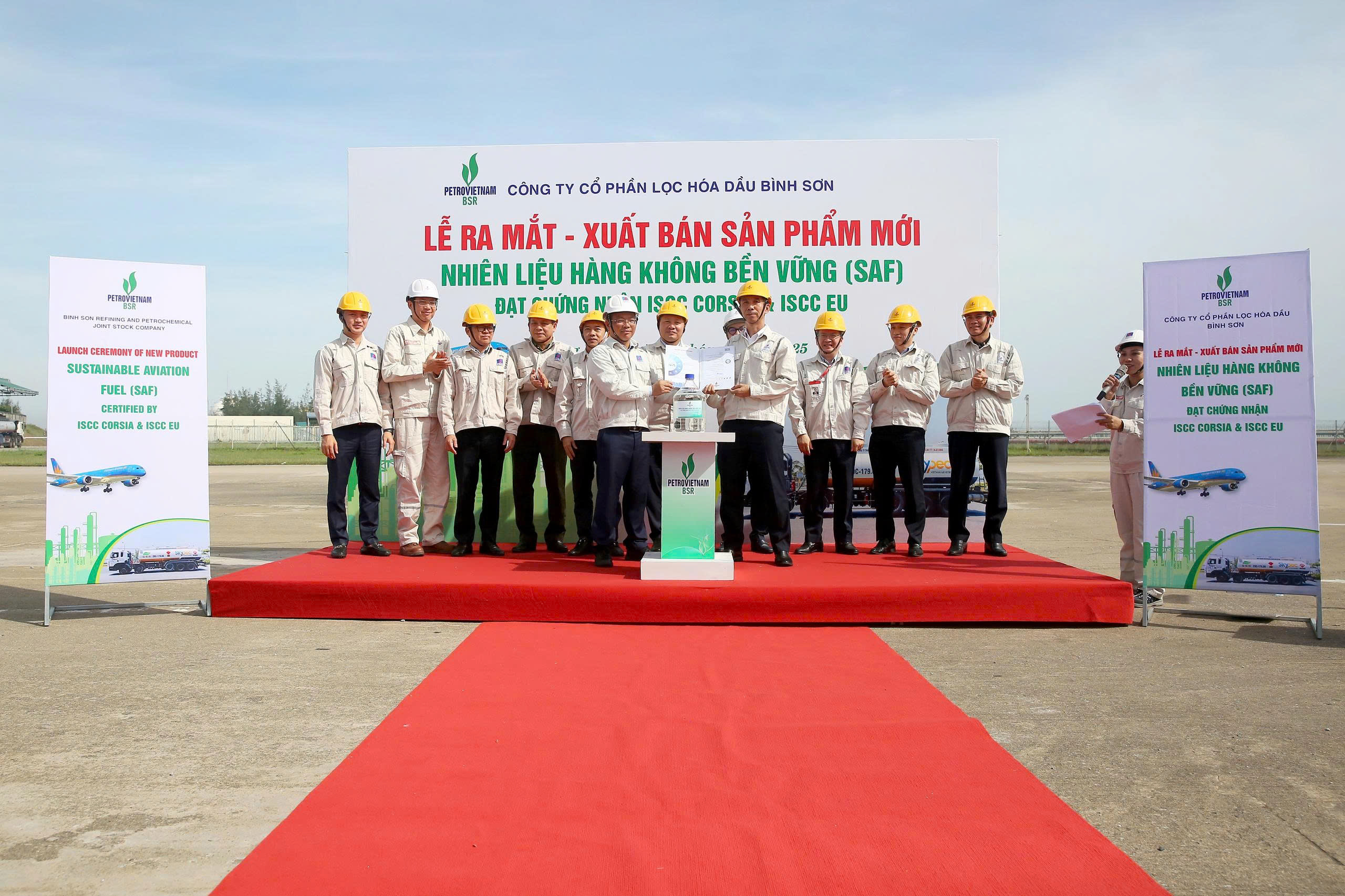 Lọc dầu Dung Quất xuất bán lô sản phẩm mới nhiên liệu hàng không bền vững- Ảnh 2.