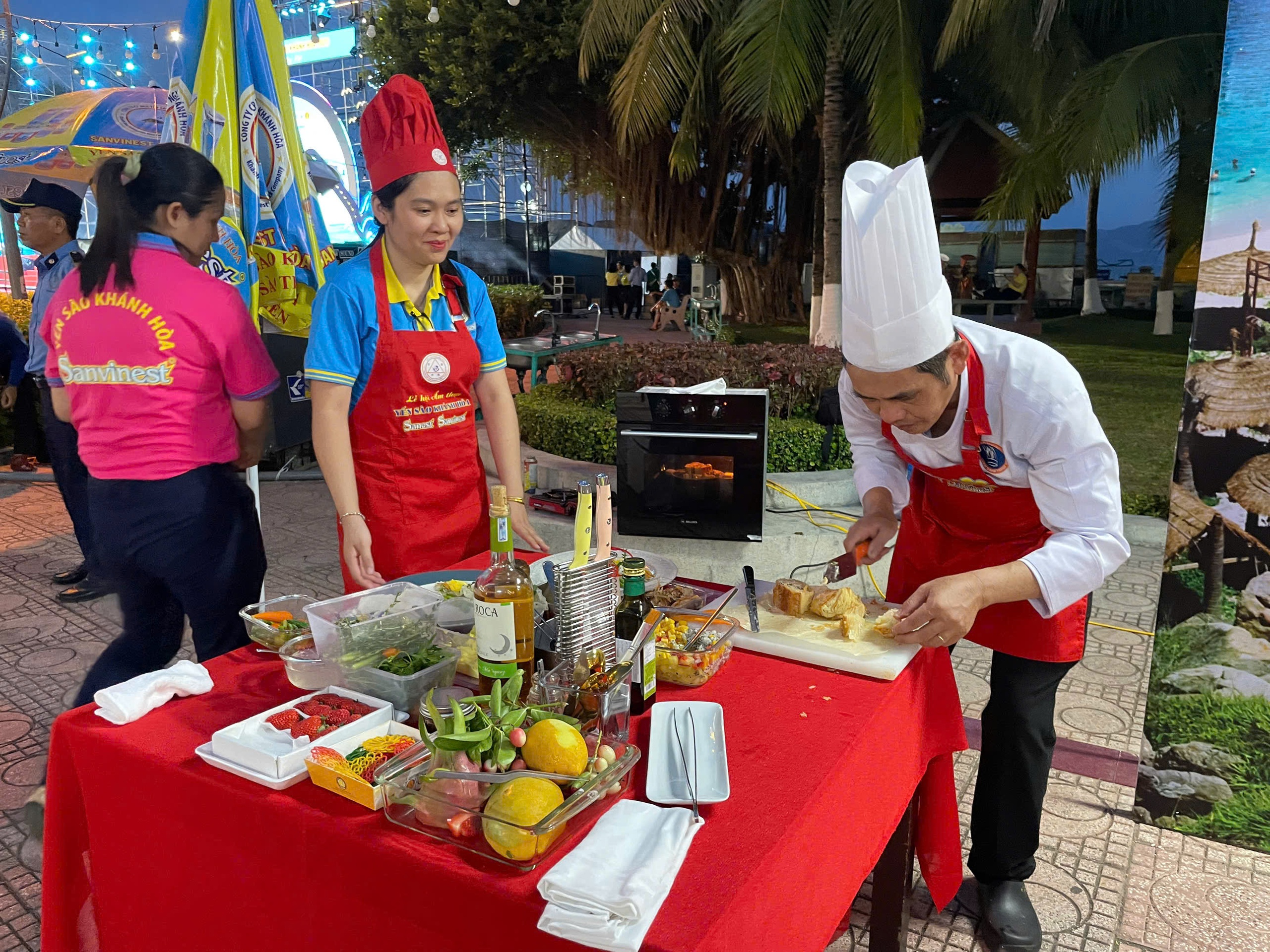 Độc đ&aacute;o ẩm thực Yến s&agrave;o Kh&aacute;nh H&ograve;a- Ảnh 4.