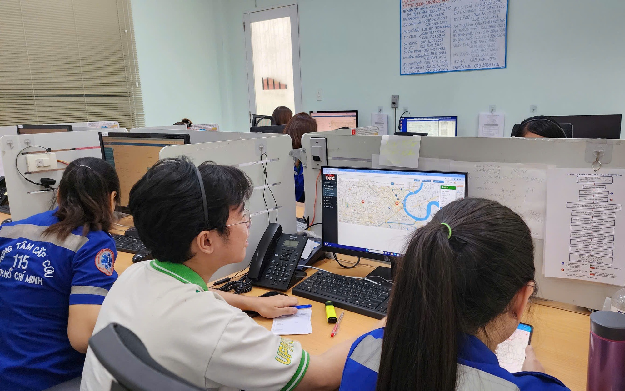 TP HCM: Một thai phụ nước ngoài nguy kịch giữa công viên