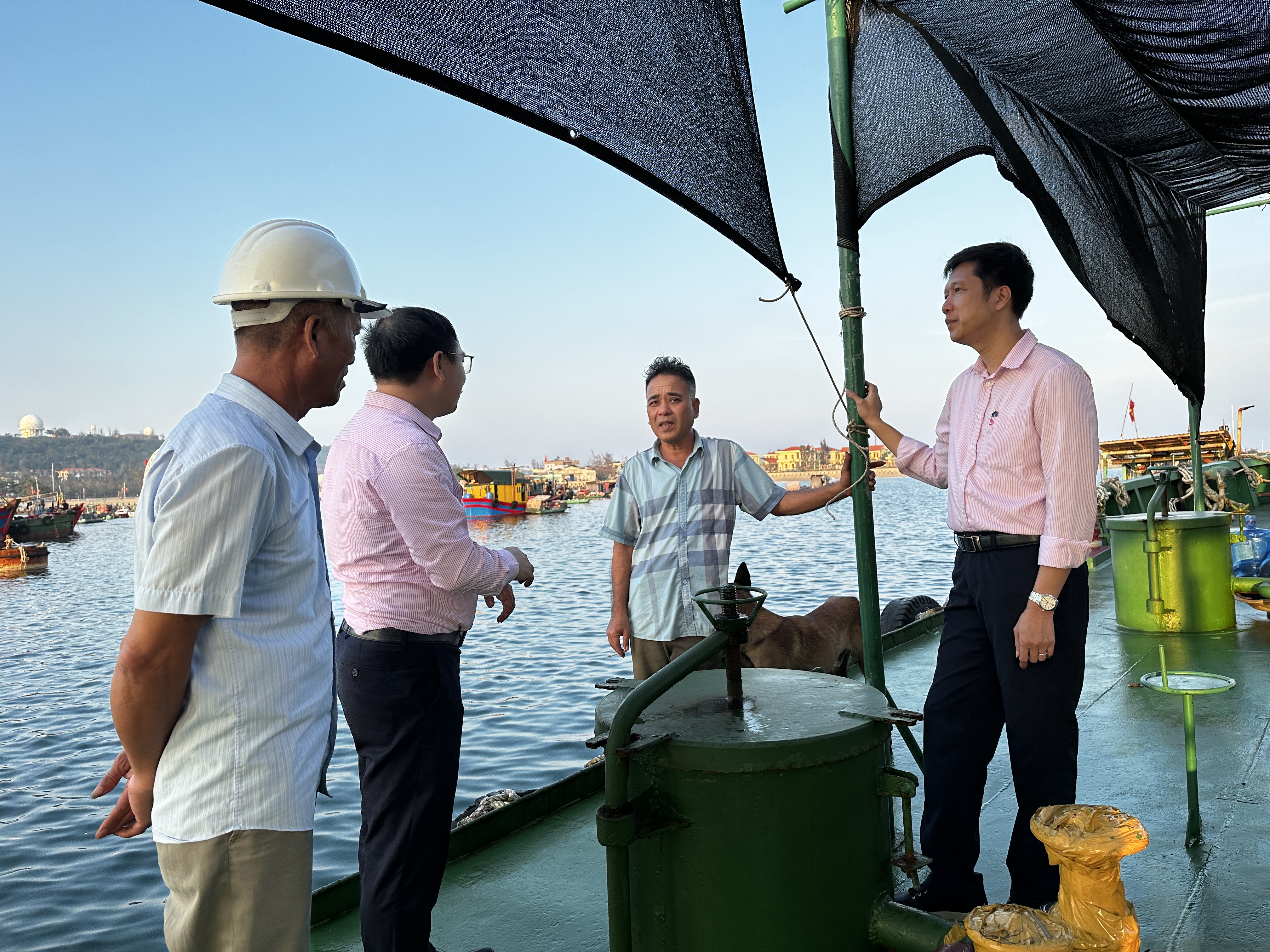 CUỘC THI VIẾT &ldquo;CHỦ QUYỀN QUỐC GIA BẤT KHẢ X&Acirc;M PHẠM&rdquo;: L&agrave;m gi&agrave;u cho đảo tiền ti&ecirc;u - Ảnh 1.