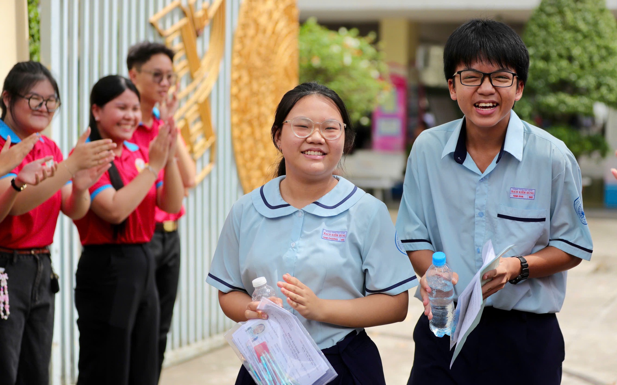 Thi lớp 10 tại TP HCM: Thí sinh lo đề toán khó