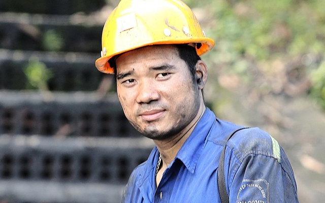 Một thợ lò được phong tặng danh hiệu Anh hùng Lao động