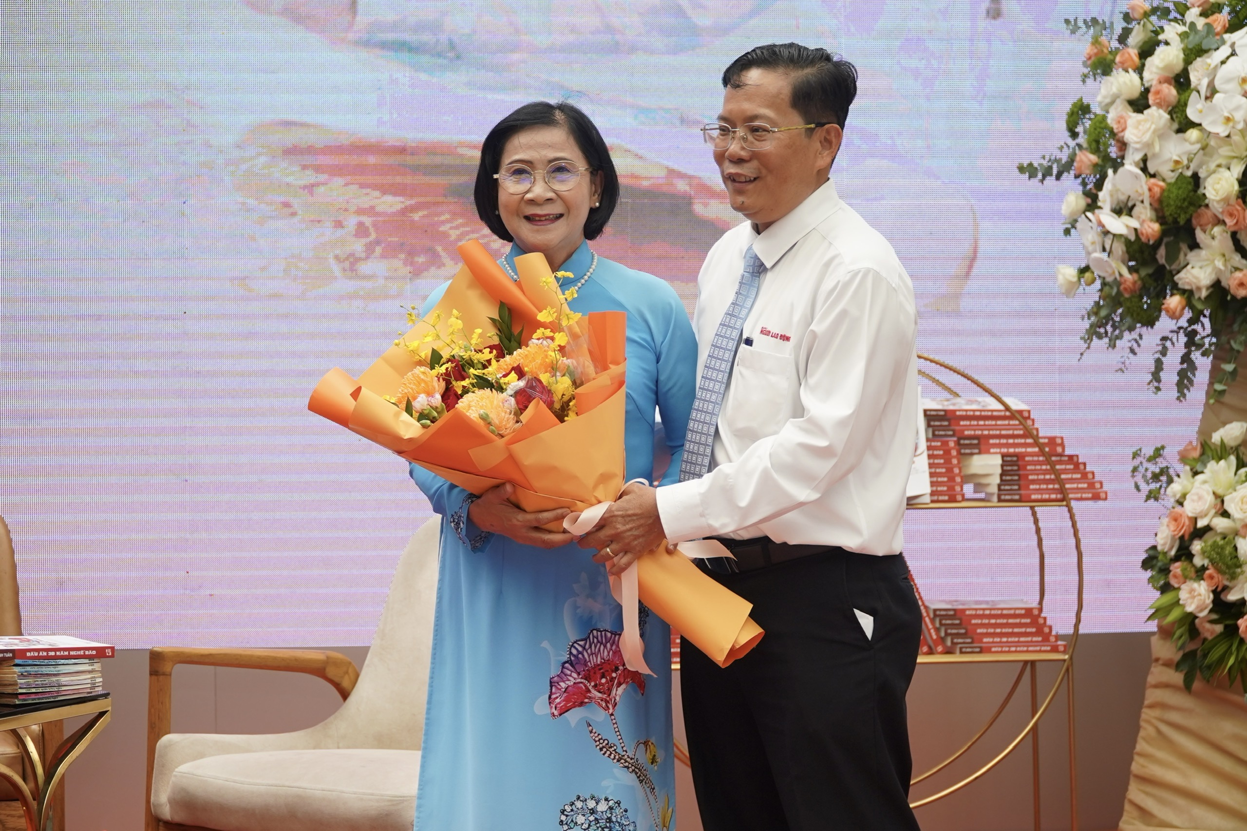 "Dấu ấn 30 năm nghề b&aacute;o" v&agrave; chuyện b&acirc;y giờ mới kể của Tổng Bi&ecirc;n tập T&ocirc; Đ&igrave;nh Tu&acirc;n- Ảnh 2.