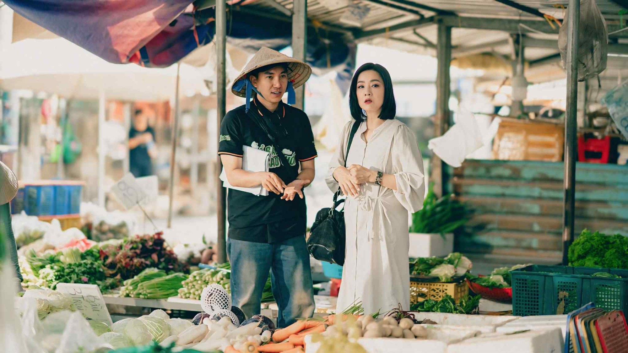 Đạo diễn Hồ Quang từ "Nh&acirc;n danh c&ocirc;ng l&yacute;" đến "Gia đ&igrave;nh Hổ B&aacute;o C&aacute;o Chồn" - Ảnh 2.