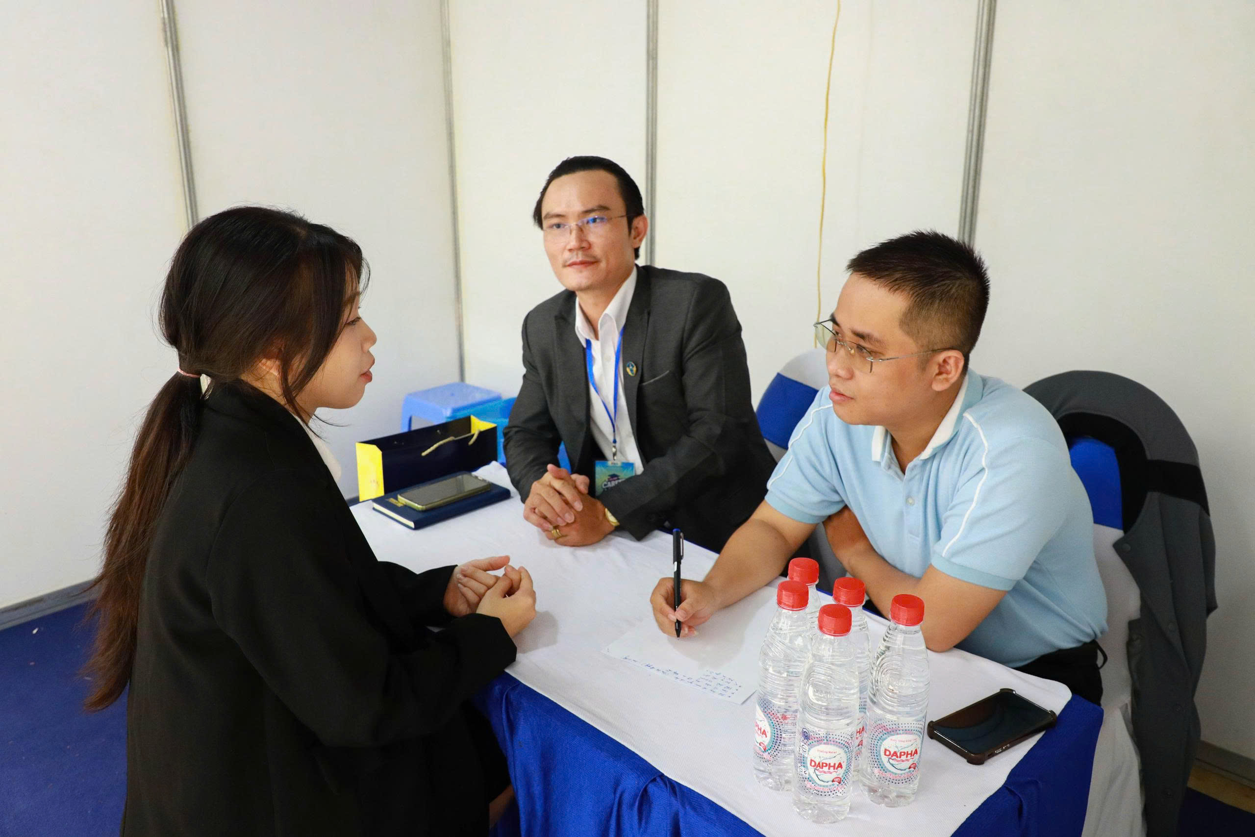 Một trường đại học c&oacute; sinh vi&ecirc;n "được l&ograve;ng" gần 99% doanh nghiệp- Ảnh 1.