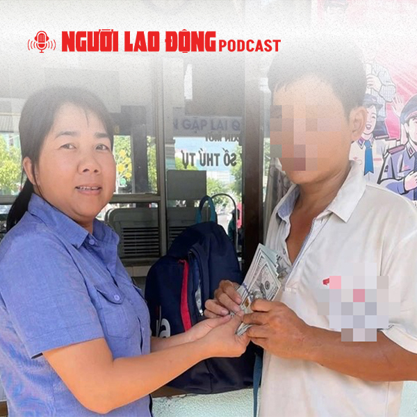 Ba lô chứa hàng ngàn USD bị bỏ quên ở sân ga