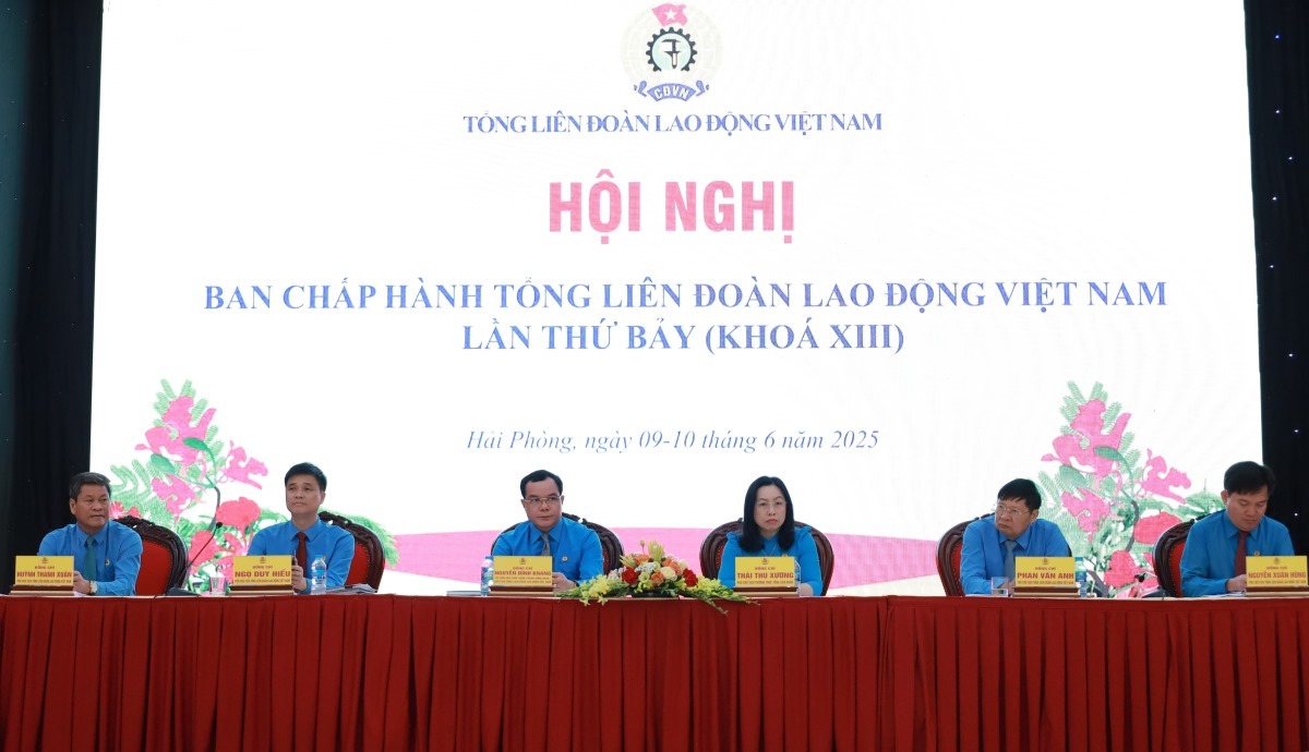Sắp xếp tổ chức bộ m&aacute;y của hệ thống C&ocirc;ng đo&agrave;n Việt Nam tinh gọn, hoạt động hiệu lực, hiệu quả- Ảnh 1.