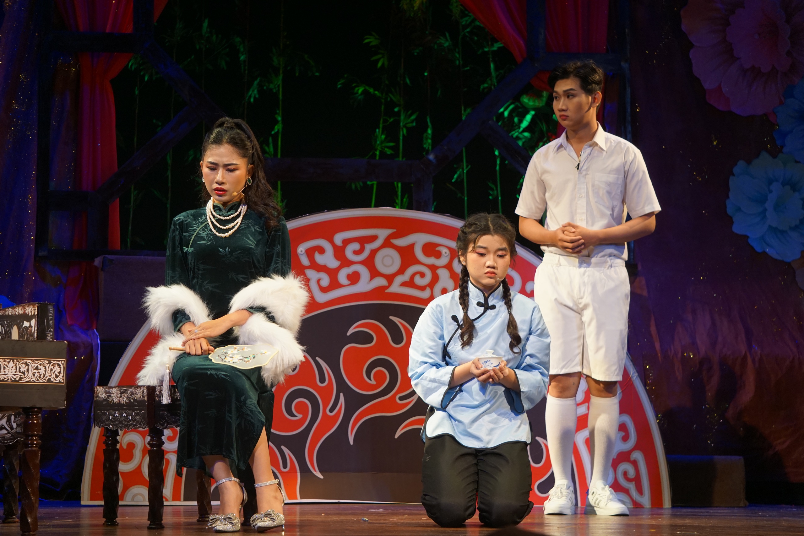 Đạo diễn Quốc Thảo trao cảm x&uacute;c mới cho học tr&ograve; với nhạc kịch "L&ocirc;i Vũ" - Ảnh 3.