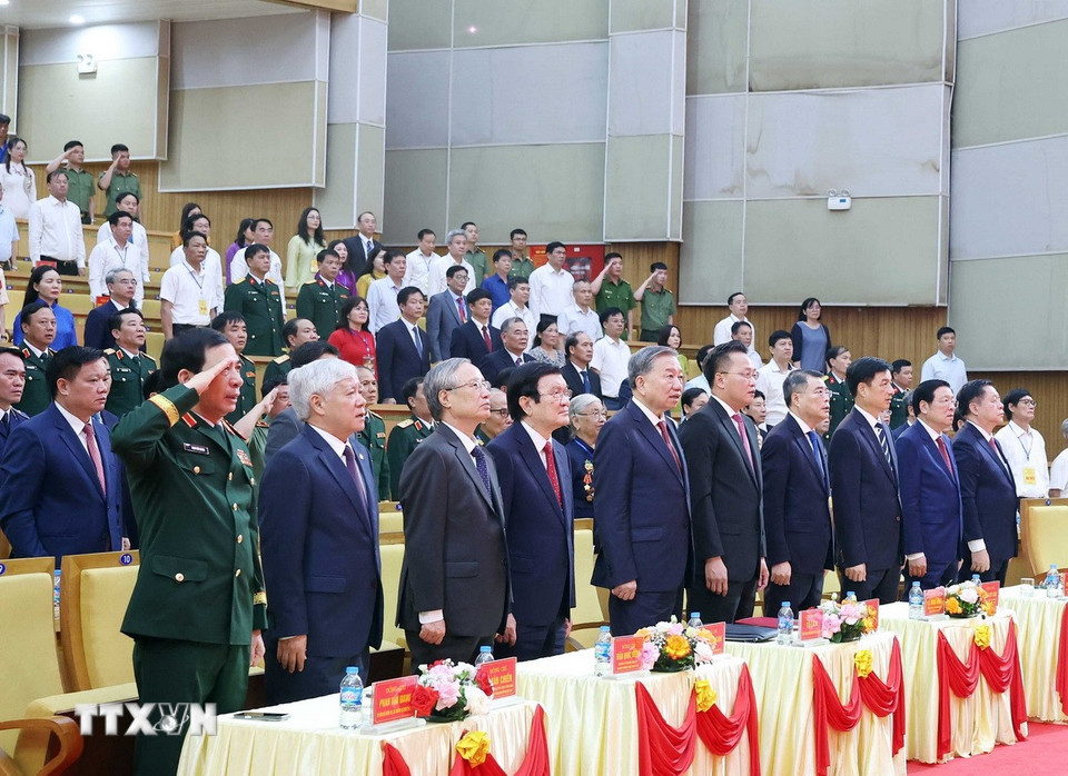 Tổng Bí thư Tô Lâm: Tiếp tục khơi dậy tinh thần Nguyễn Văn Linh - tinh thần đổi mới, quyết đoán- Ảnh 8.