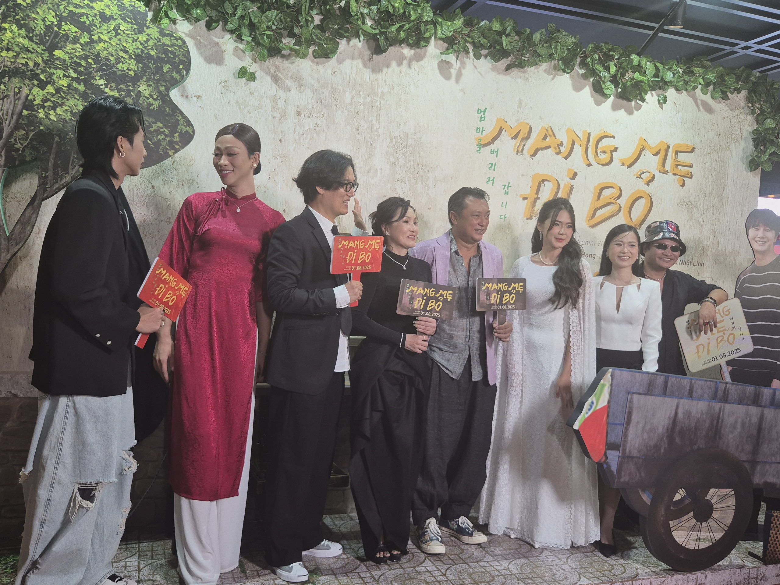 Hồng Đào hết lời khen "con trai" Tuấn Trần- Ảnh 2.