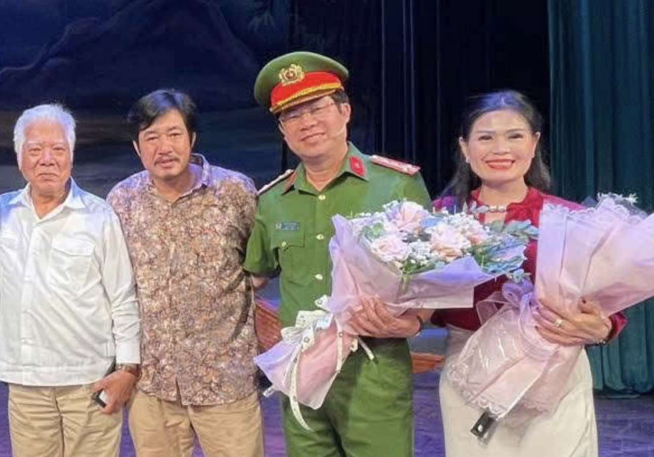 Dấu ấn dân ca xứ Nghệ "Không gục ngã" của NSƯT Bùi Như Lai - Ảnh 3.