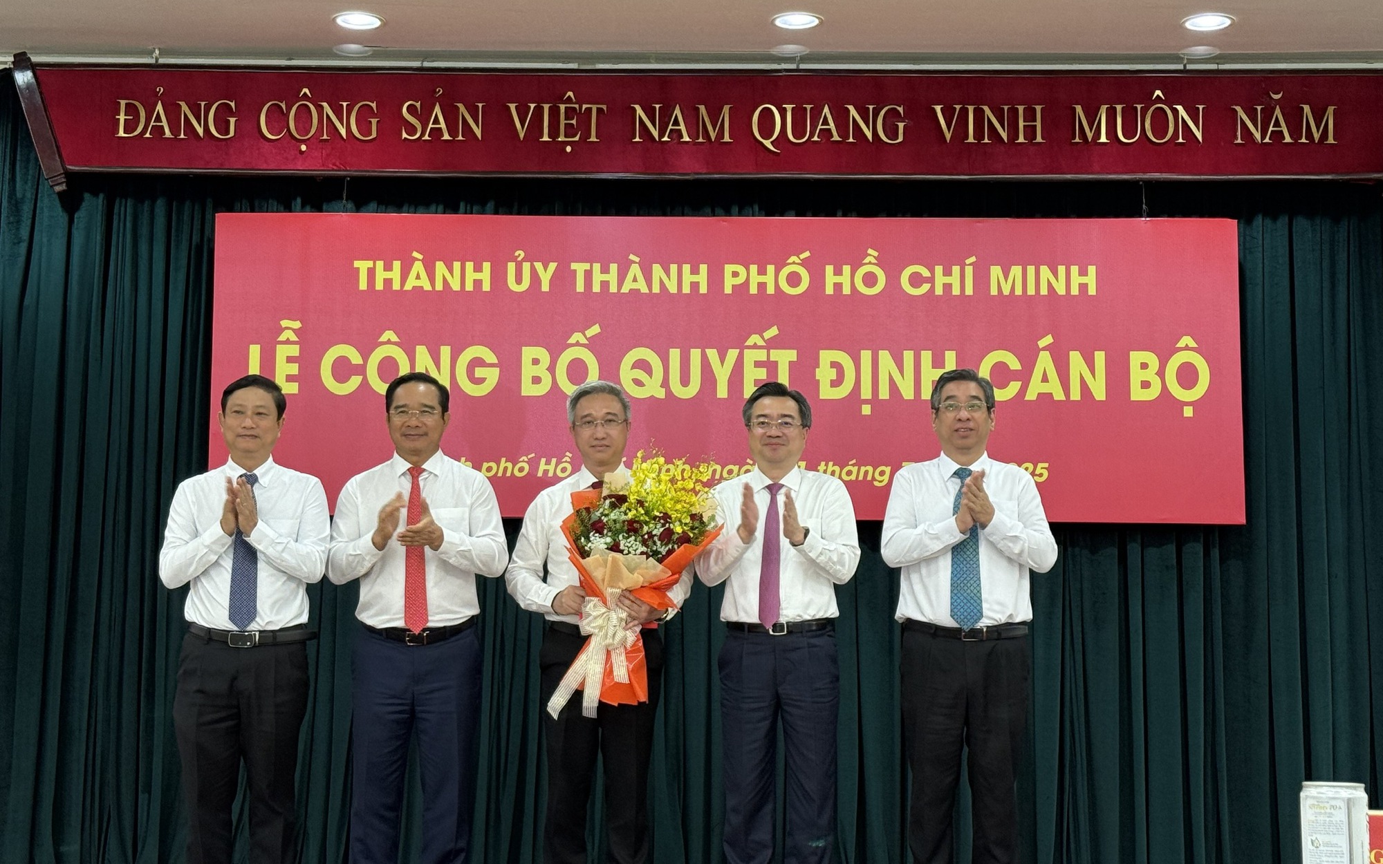 Ngày khai sinh nhiều quyết sách- Ảnh 1.