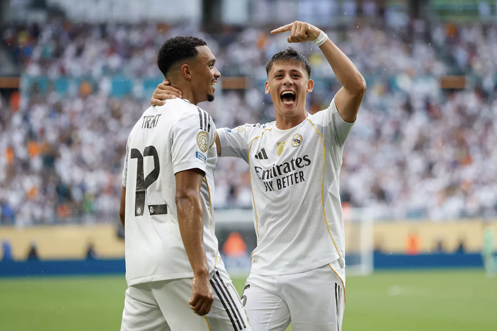 Thắng nhẹ nh&agrave;ng Juventus, Real Madrid gi&agrave;nh v&eacute; tứ kết FIFA Club World Cup- Ảnh 7.