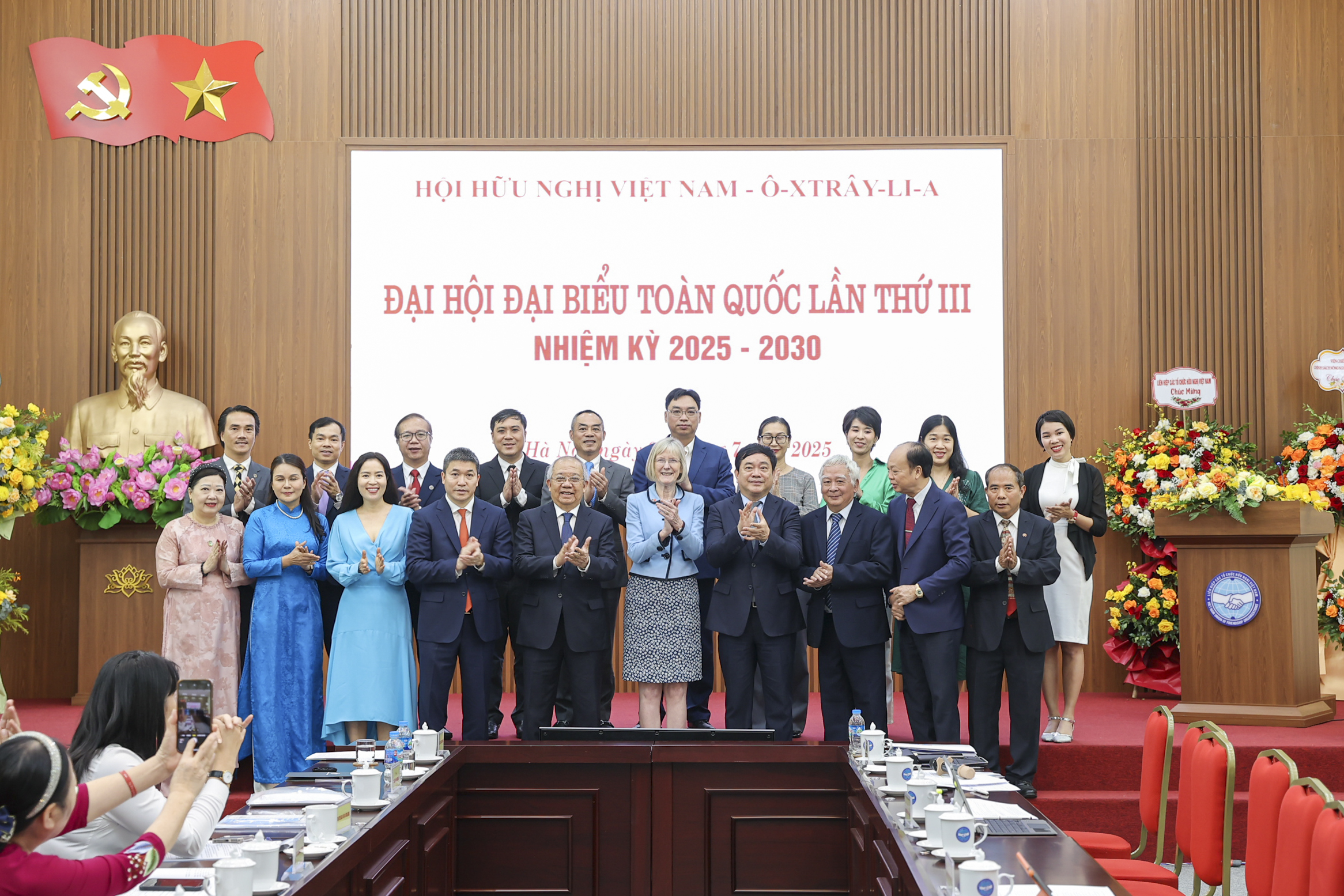 Th&uacute;c đẩy hợp t&aacute;c hữu nghị nh&acirc;n d&acirc;n Việt Nam - &Uacute;c trong bối cảnh mới - Ảnh 10.