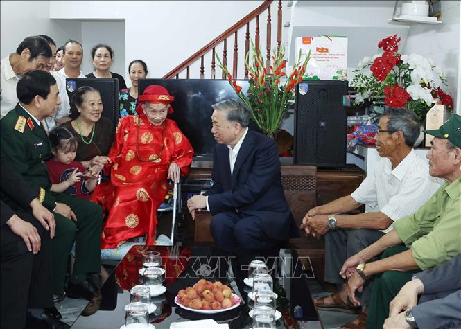 Tổng Bí thư Tô Lâm: Tiếp tục khơi dậy tinh thần Nguyễn Văn Linh - tinh thần đổi mới, quyết đoán- Ảnh 10.