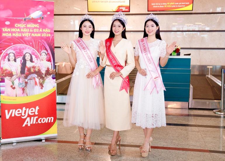 T&acirc;n Hoa hậu Việt Nam bay c&ugrave;ng Vietjet tr&ecirc;n h&agrave;nh tr&igrave;nh đầu ti&ecirc;n sau lễ đăng quang- Ảnh 7.