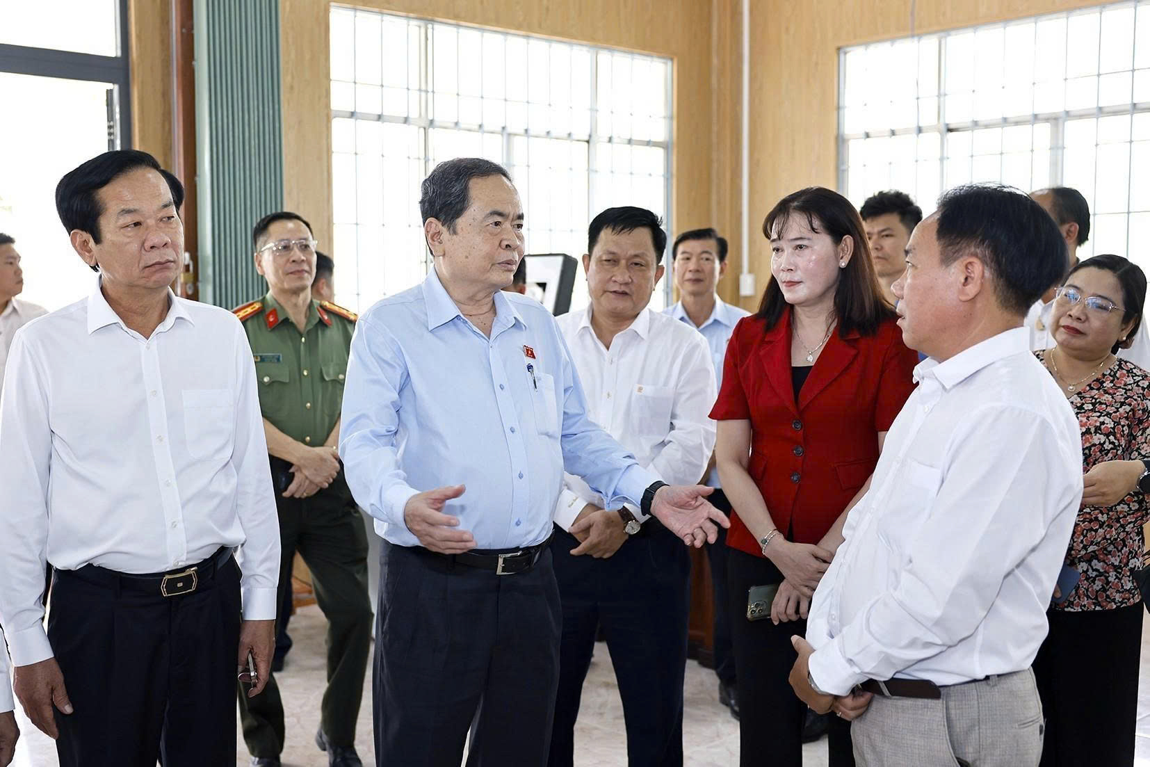Đẩy mạnh phong trào "Bình dân học vụ số"- Ảnh 1.