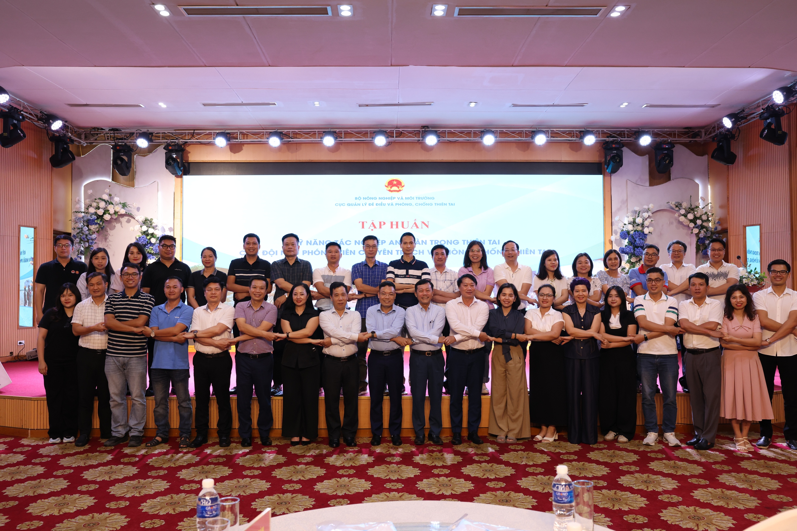 Ph&ograve;ng ngừa thi&ecirc;n tai từ b&agrave;i học Trưởng th&ocirc;n Kho V&agrave;ng đưa 115 người d&acirc;n l&ecirc;n n&uacute;i l&aacute;nh nạn- Ảnh 1.