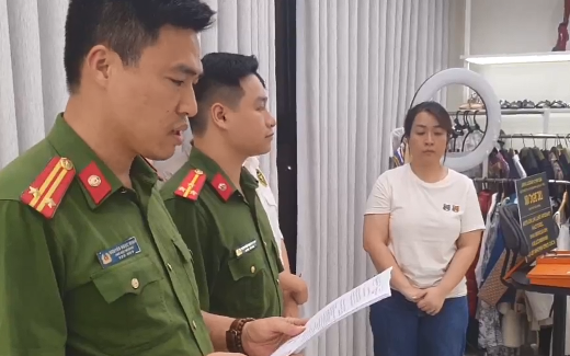 Bán đồ xa xỉ online doanh thu hơn 834 tỉ đồng nhưng trốn thuế, Thu Hường bị bắt

