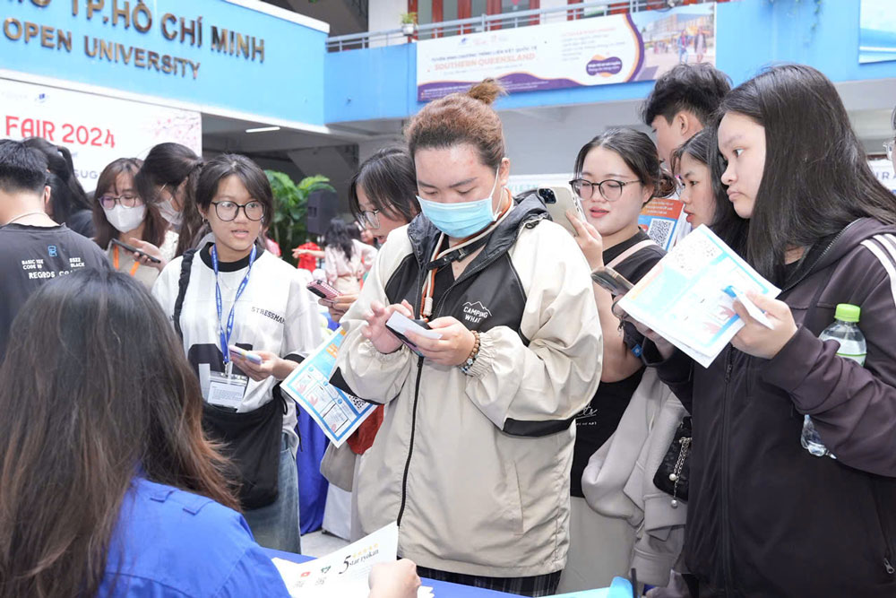 Doanh nghiệp cần gì ở sinh viên mới ra trường?- Ảnh 1.