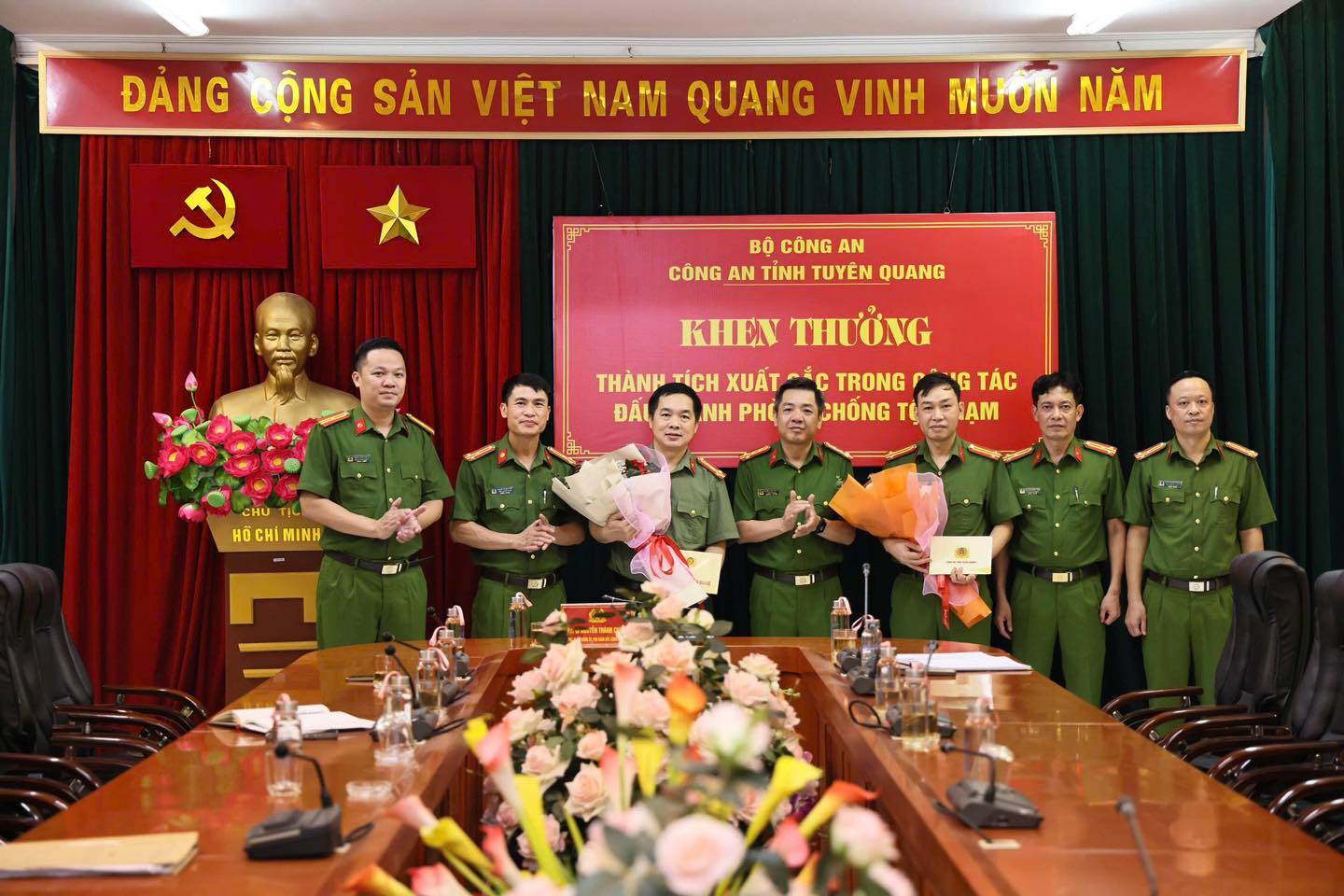 Xe m&aacute;y của vợ ph&aacute;t nổ, chồng bị tạm giữ khẩn cấp- Ảnh 1.