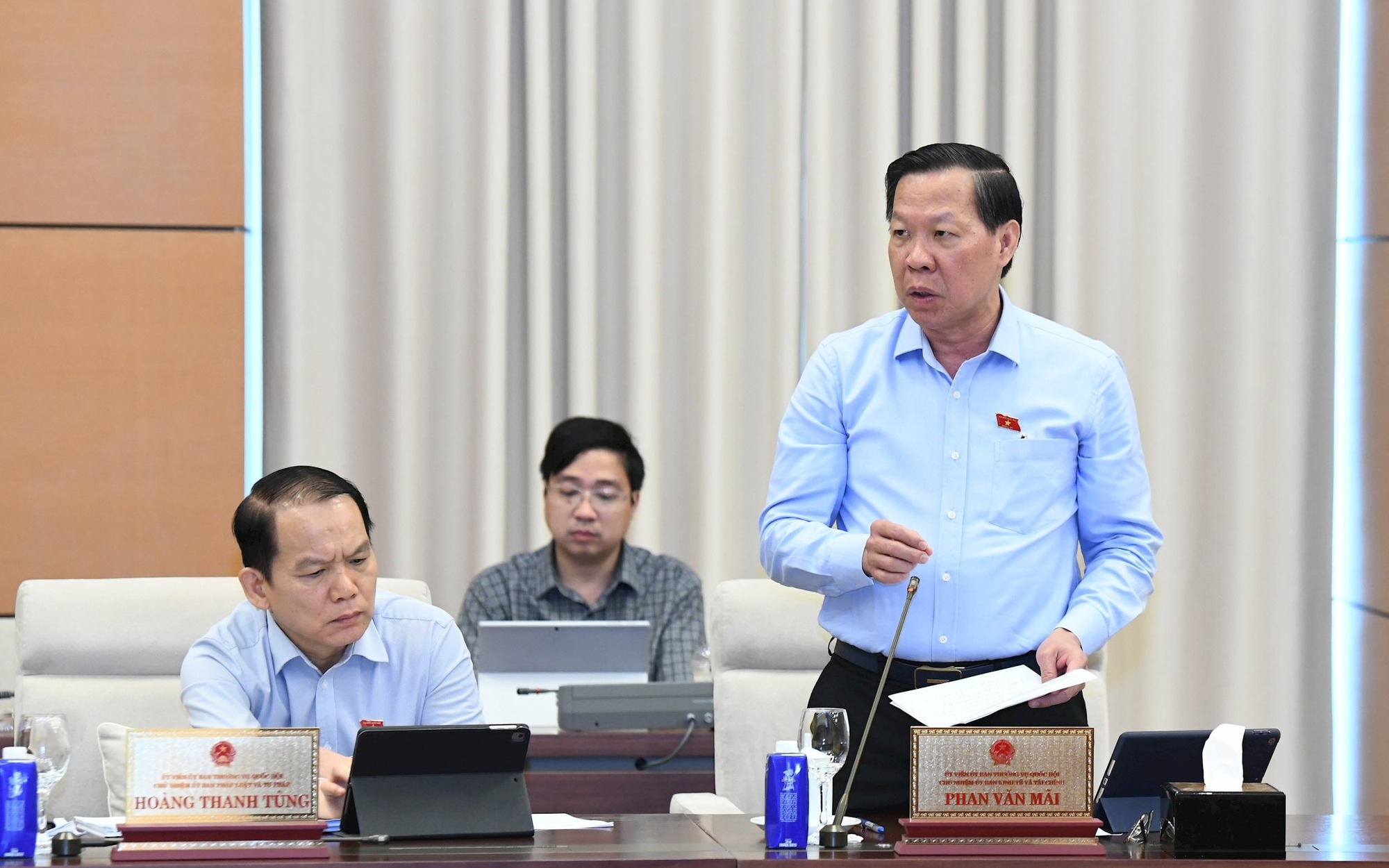 Ông Phan Văn Mãi: Giáo dục phổ thông không phải chỉ học chữ mà phải xây dựng một thế hệ vươn mình