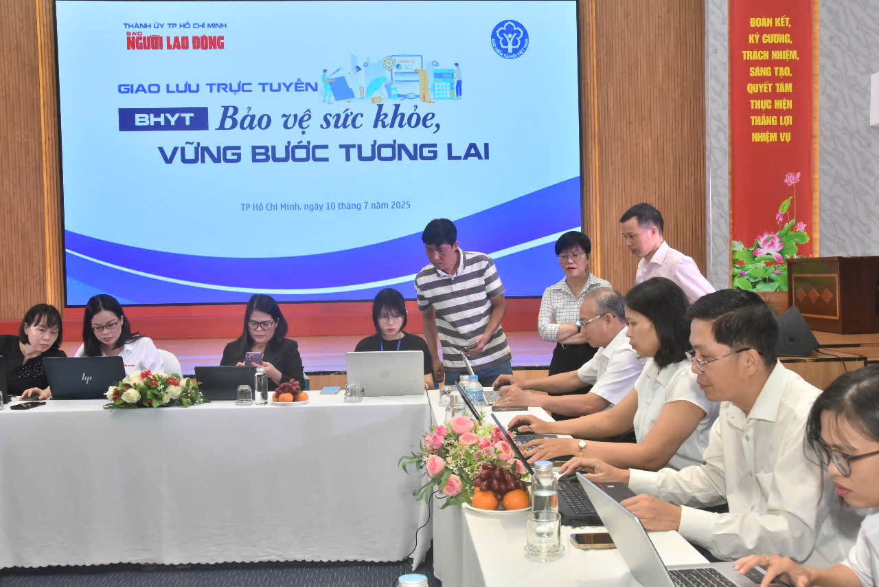 Giao lưu trực tuyến về Luật BHYT sửa đổi: Vững tin v&agrave;o trụ cột an sinh x&atilde; hội - Ảnh 10.