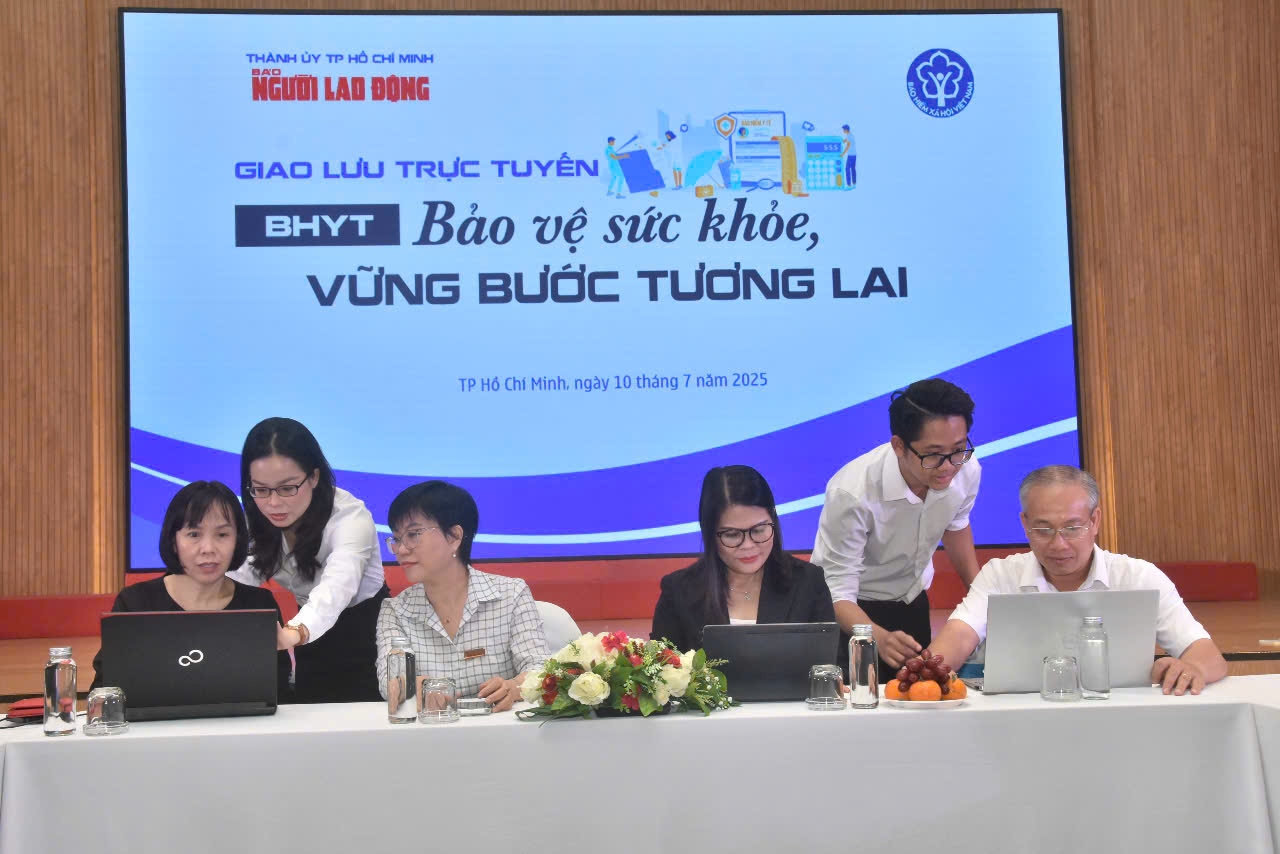Giao lưu trực tuyến về Luật BHYT sửa đổi: Vững tin v&agrave;o trụ cột an sinh x&atilde; hội - Ảnh 1.
