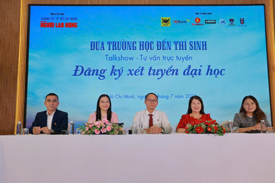 Điểm chuẩn ĐH dự kiến giảm, c&acirc;n nhắc chọn ng&agrave;nh- Ảnh 1.