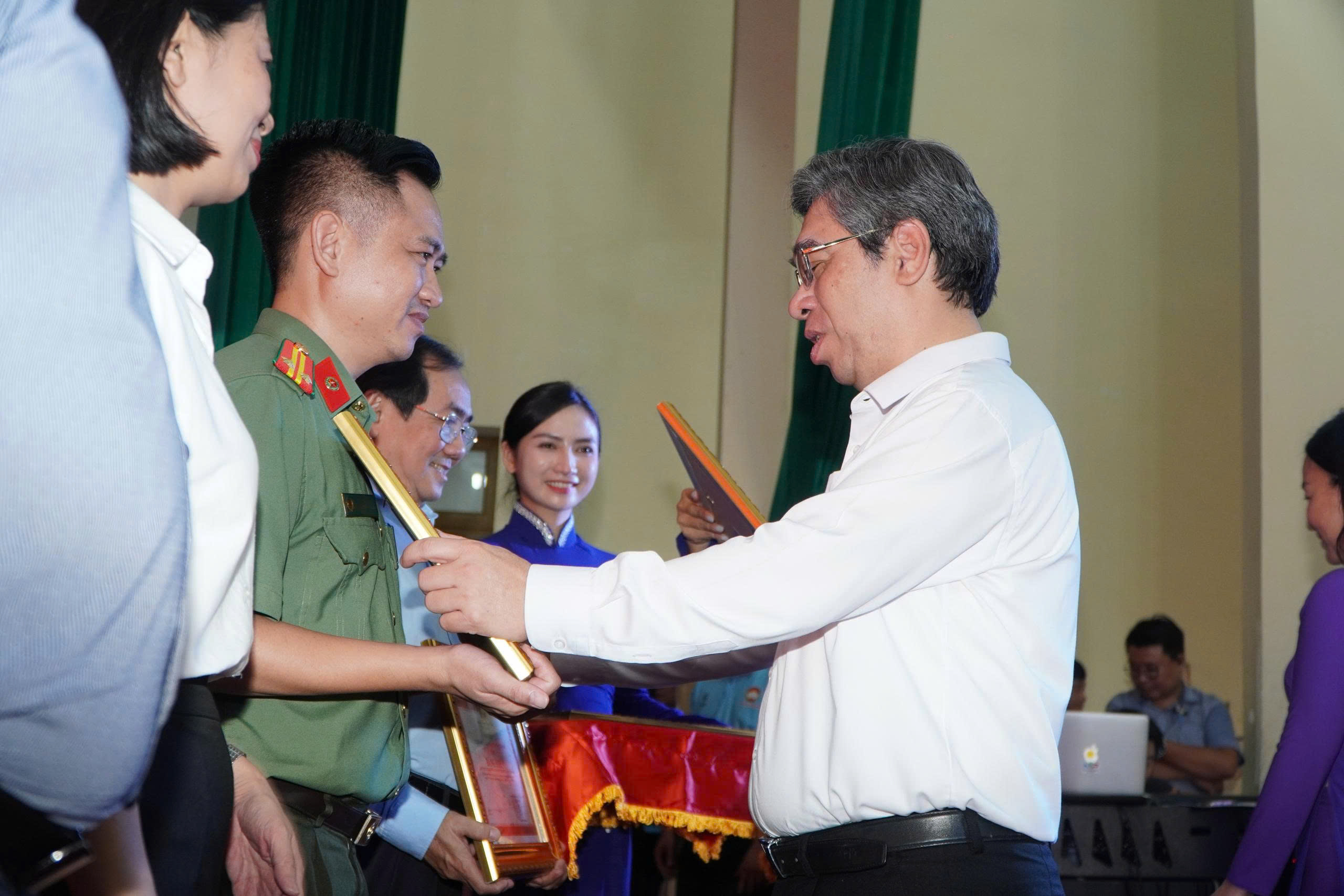 15 năm, Quỹ "V&igrave; biển đảo qu&ecirc; hương &ndash; V&igrave; tuyến đầu Tổ quốc" tiếp nhận hơn 552 tỉ đồng- Ảnh 3.
