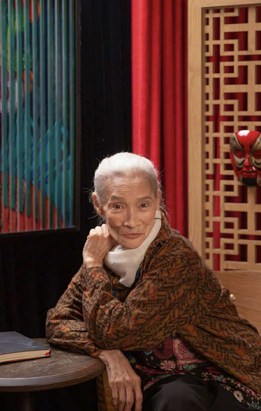 "Nữ quái kiệt" Bo Bo Hoàng: Nhớ cái thời hóa thân vai "Bà bầu liều mạng" - Ảnh 5.