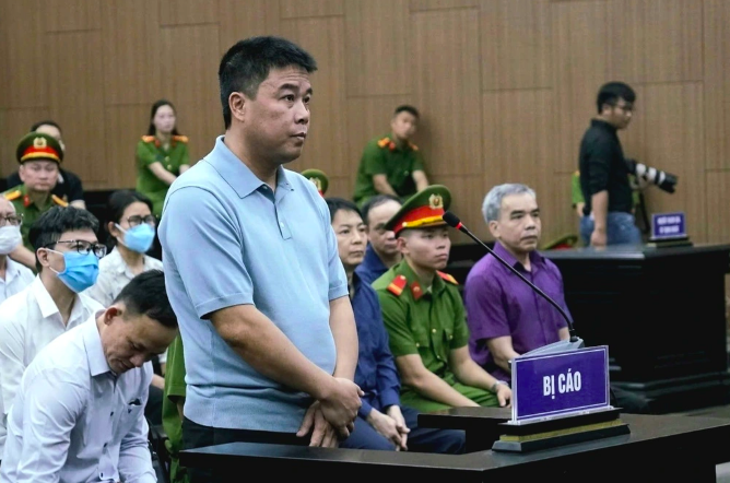 Cựu bí thư Vĩnh Phúc Hoàng Thị Thúy Lan lĩnh 14 năm tù, Nguyễn Văn Hậu 30 năm tù- Ảnh 2.