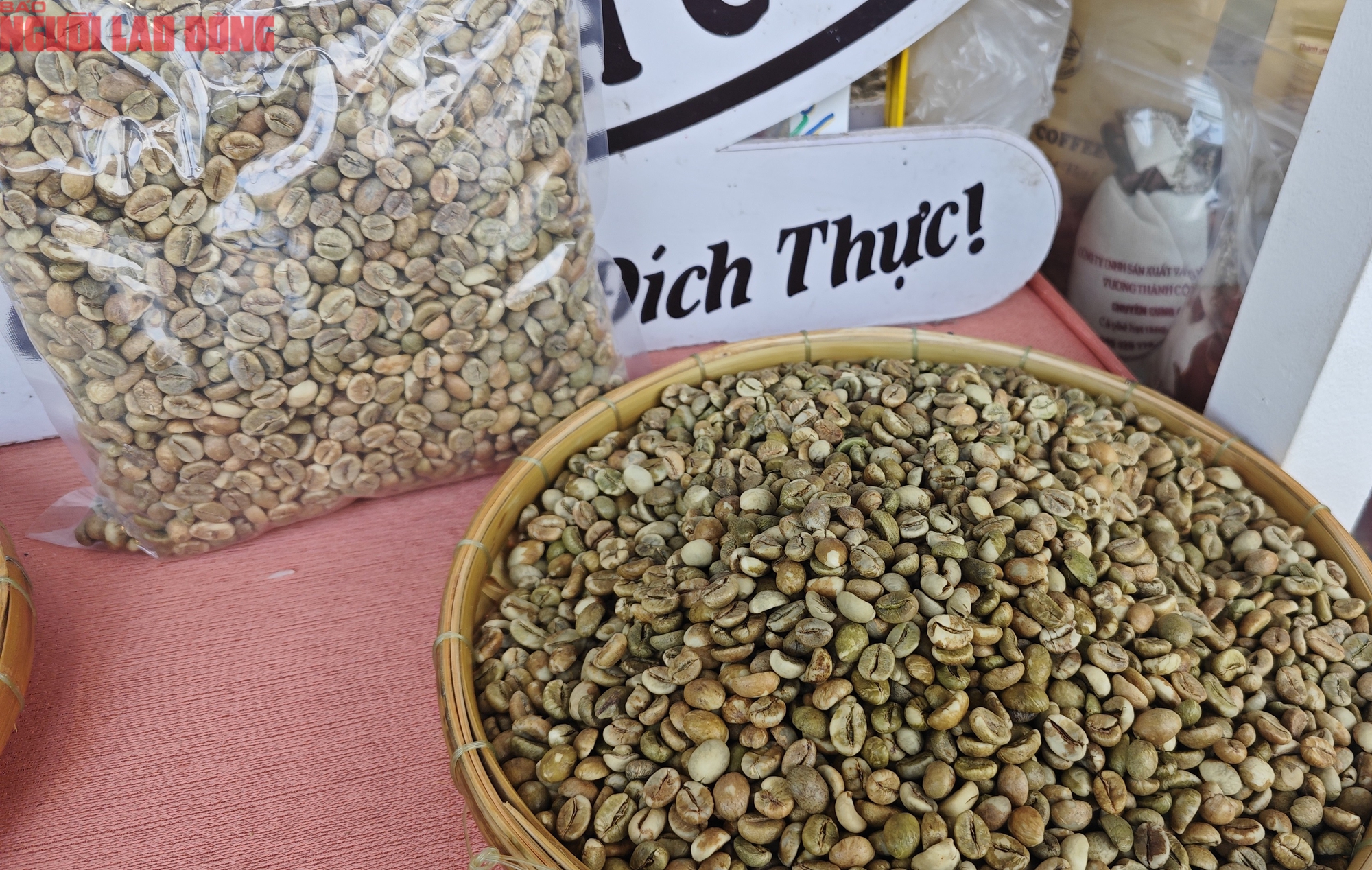 Giá cà phê hôm nay 12 - 7 tiếp tục giảm , mốc 90 . 000 Đồng / kg không còn - Ảnh 2.