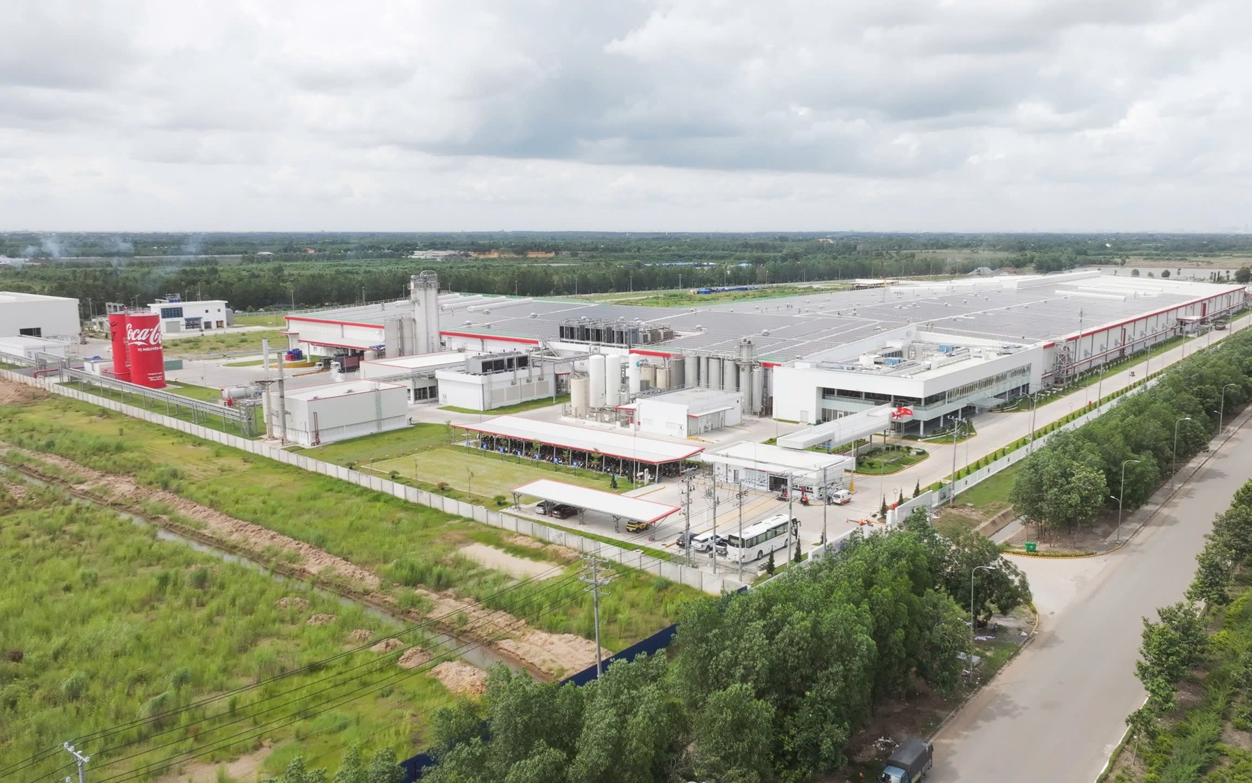 Coca-Cola xây thêm nhà máy quy mô lớn nhất tại Việt Nam